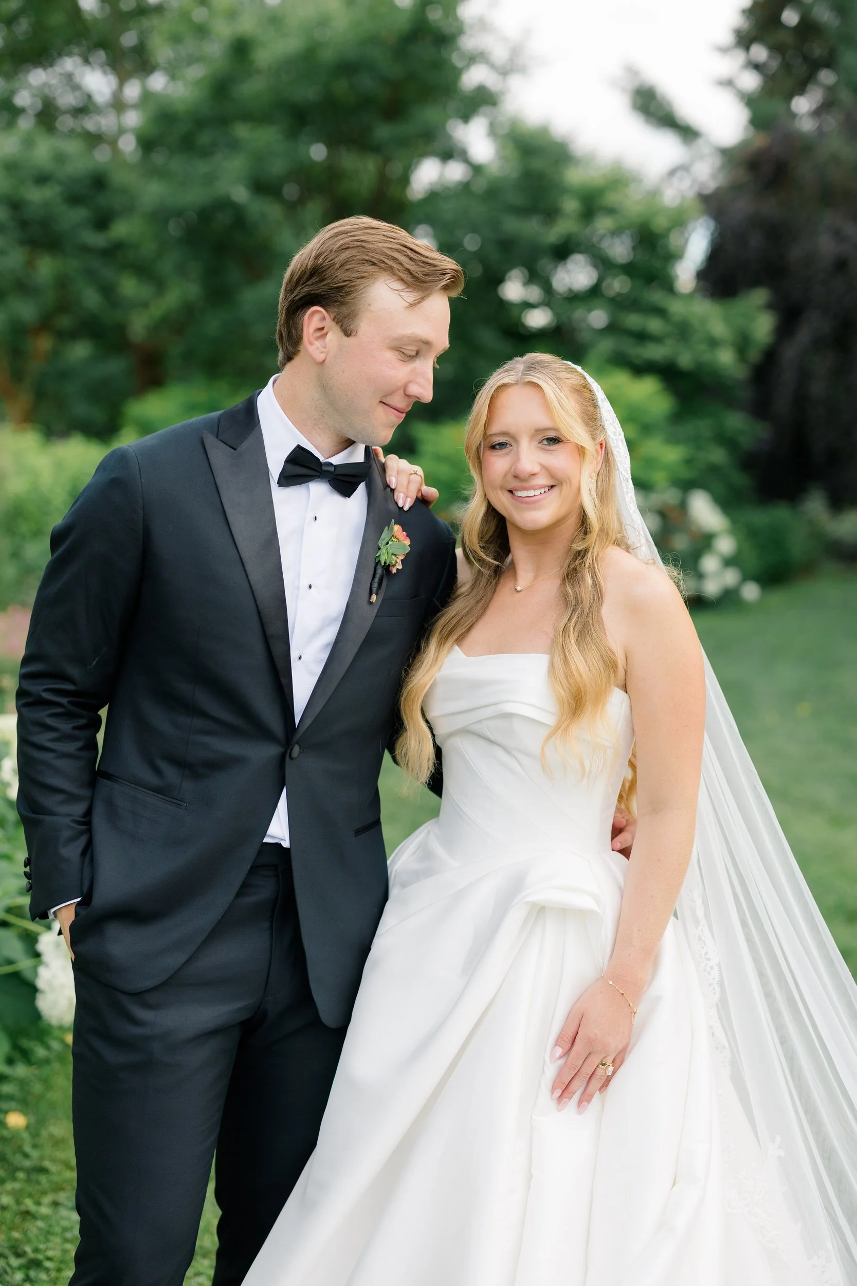 Bride and groom sunset portraits at The Gardens at Elm Bank