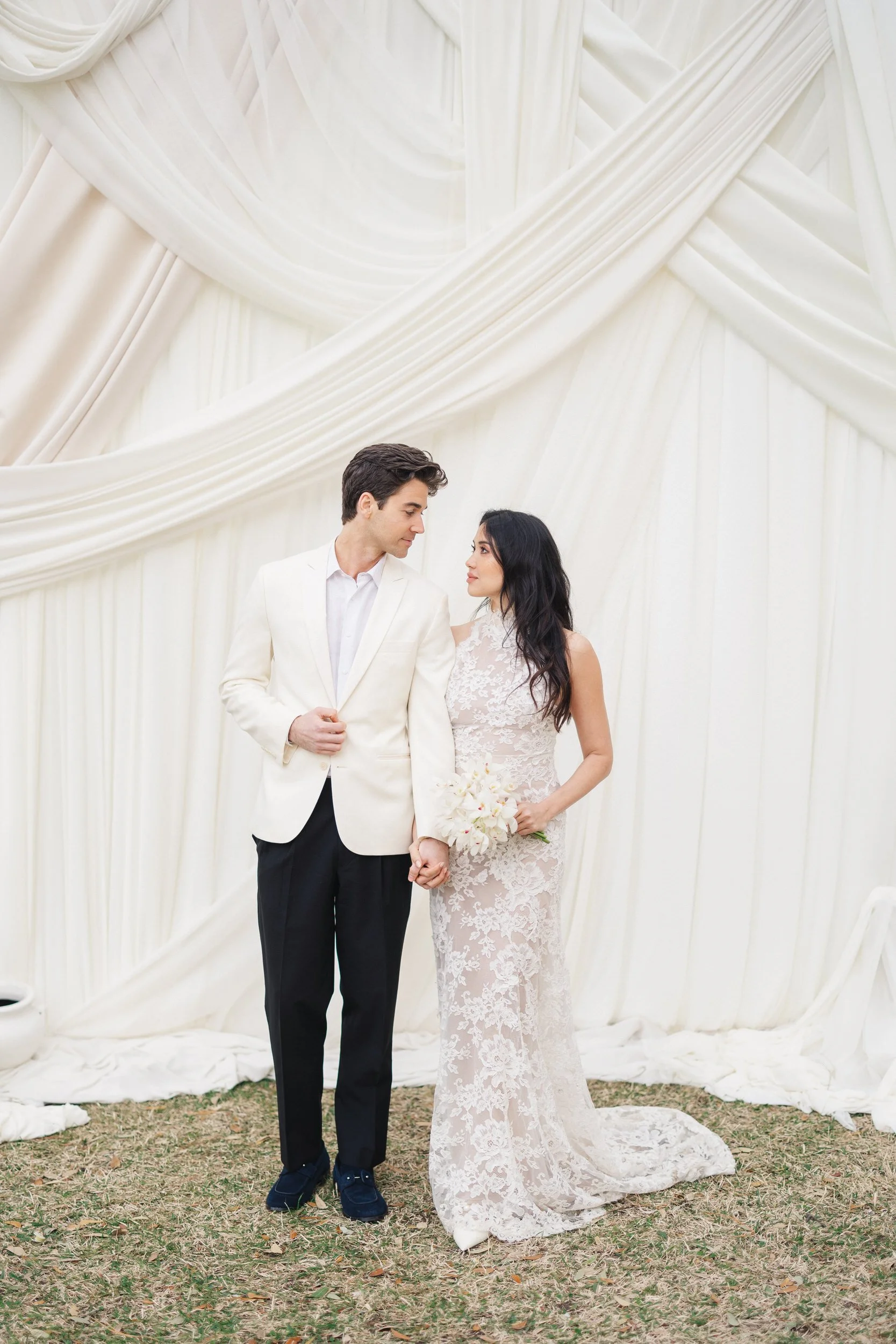 Romantic Charleston wedding portraits at Lowndes Grove ceremony location