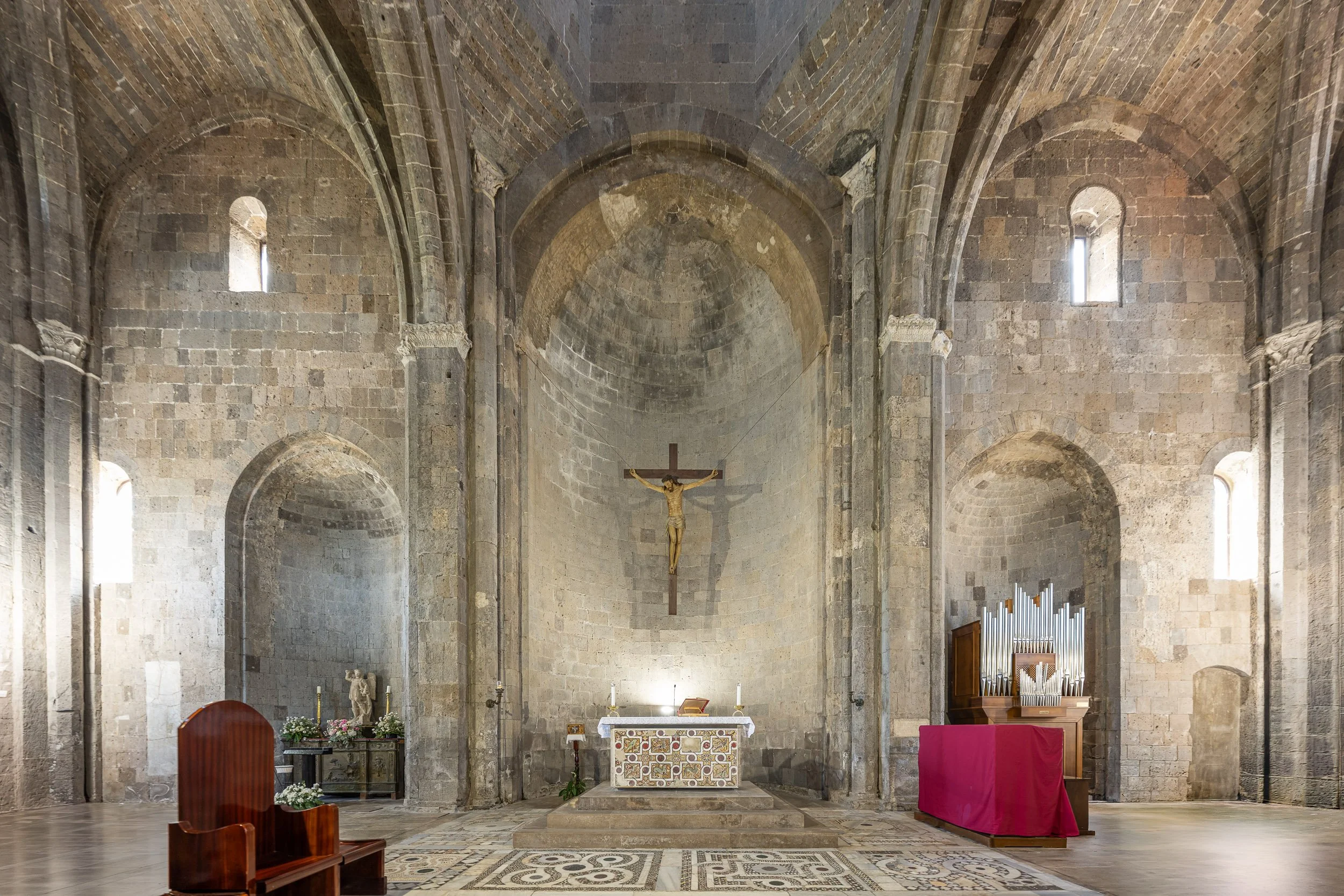 Duomo di Casertavecchia 48