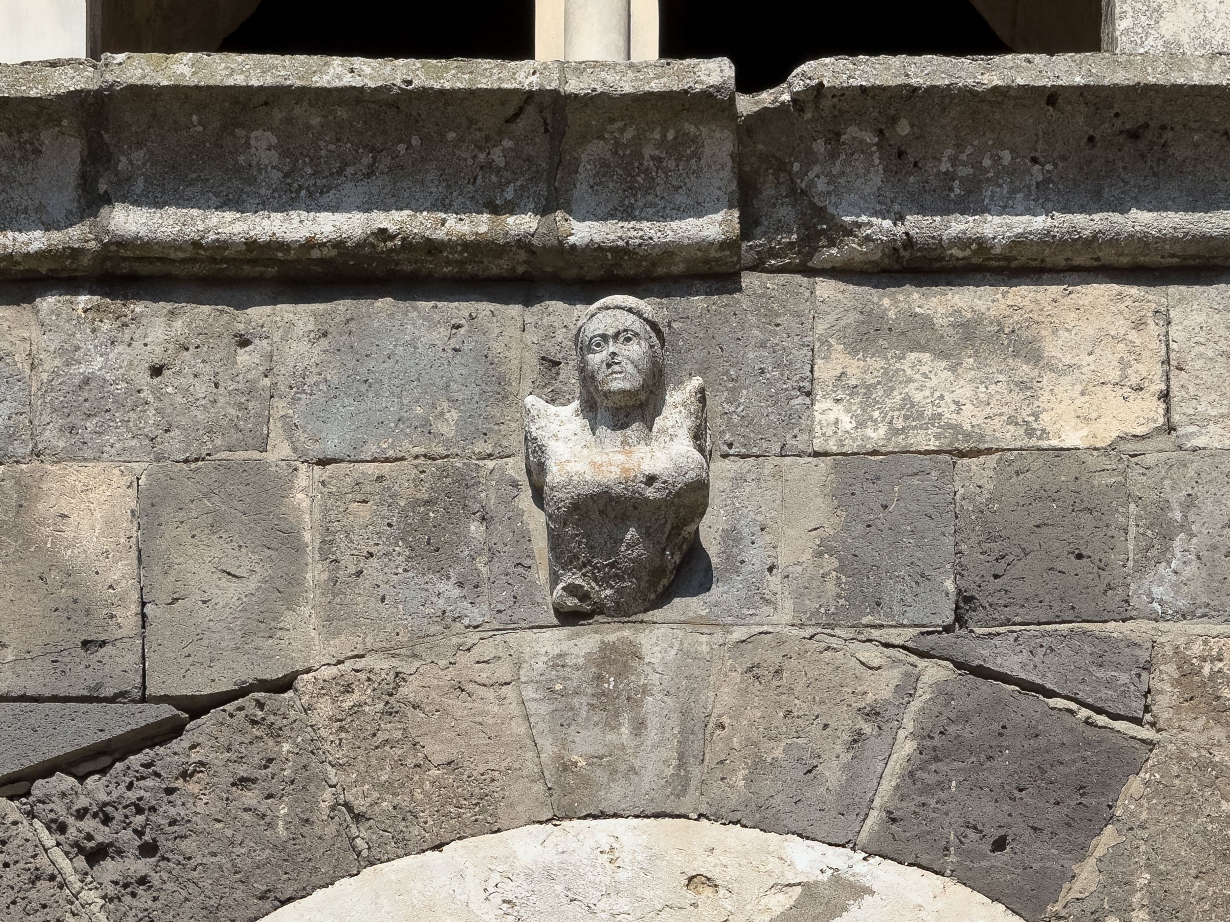 Duomo di Casertavecchia 9