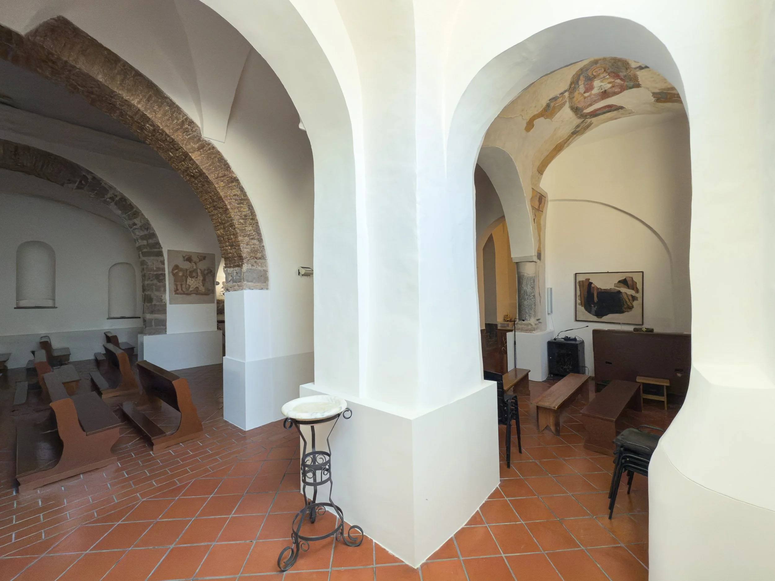 Chiesa di San Michele Arcangelo extra moenia 12