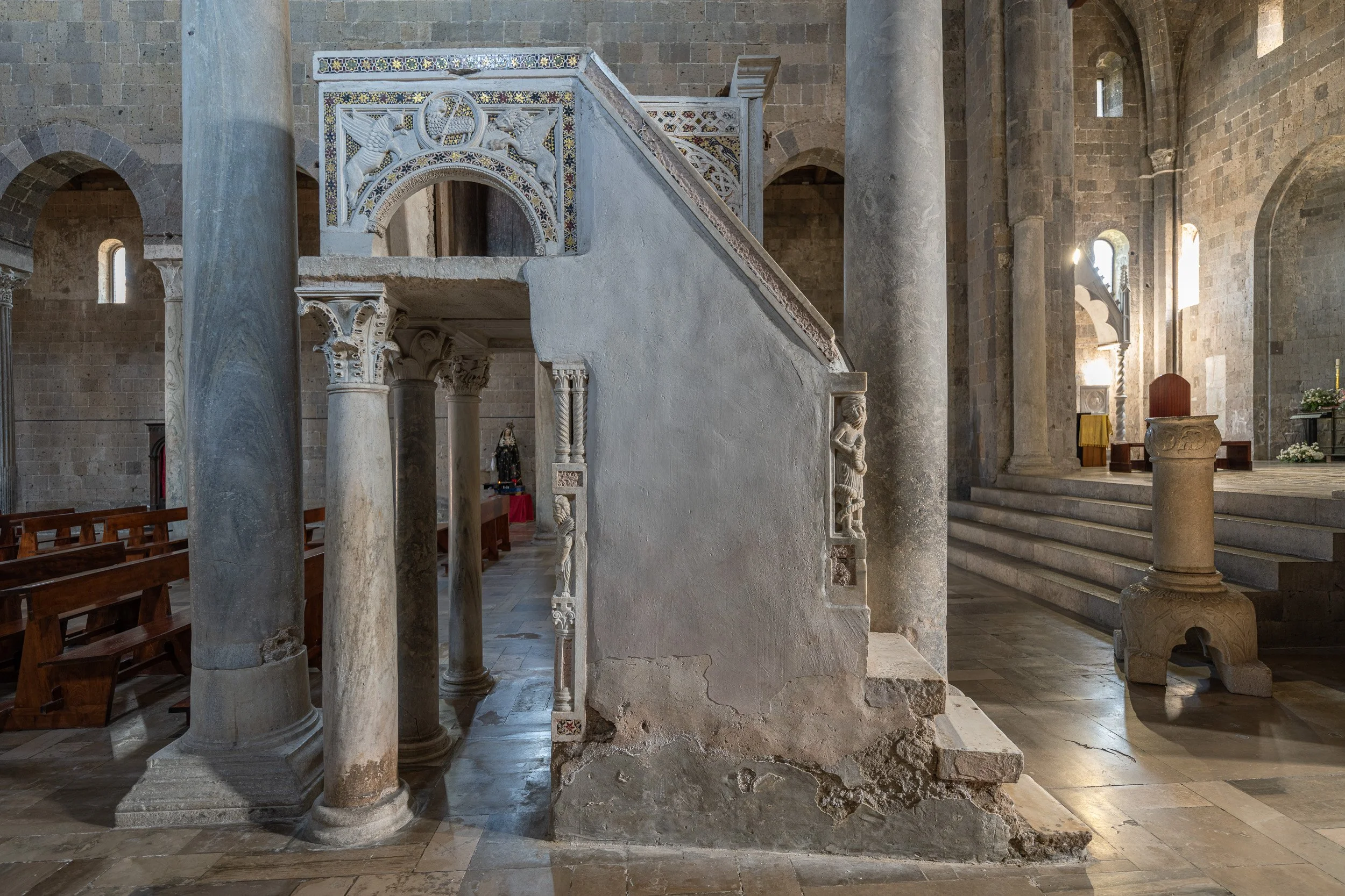 Duomo di Casertavecchia 54
