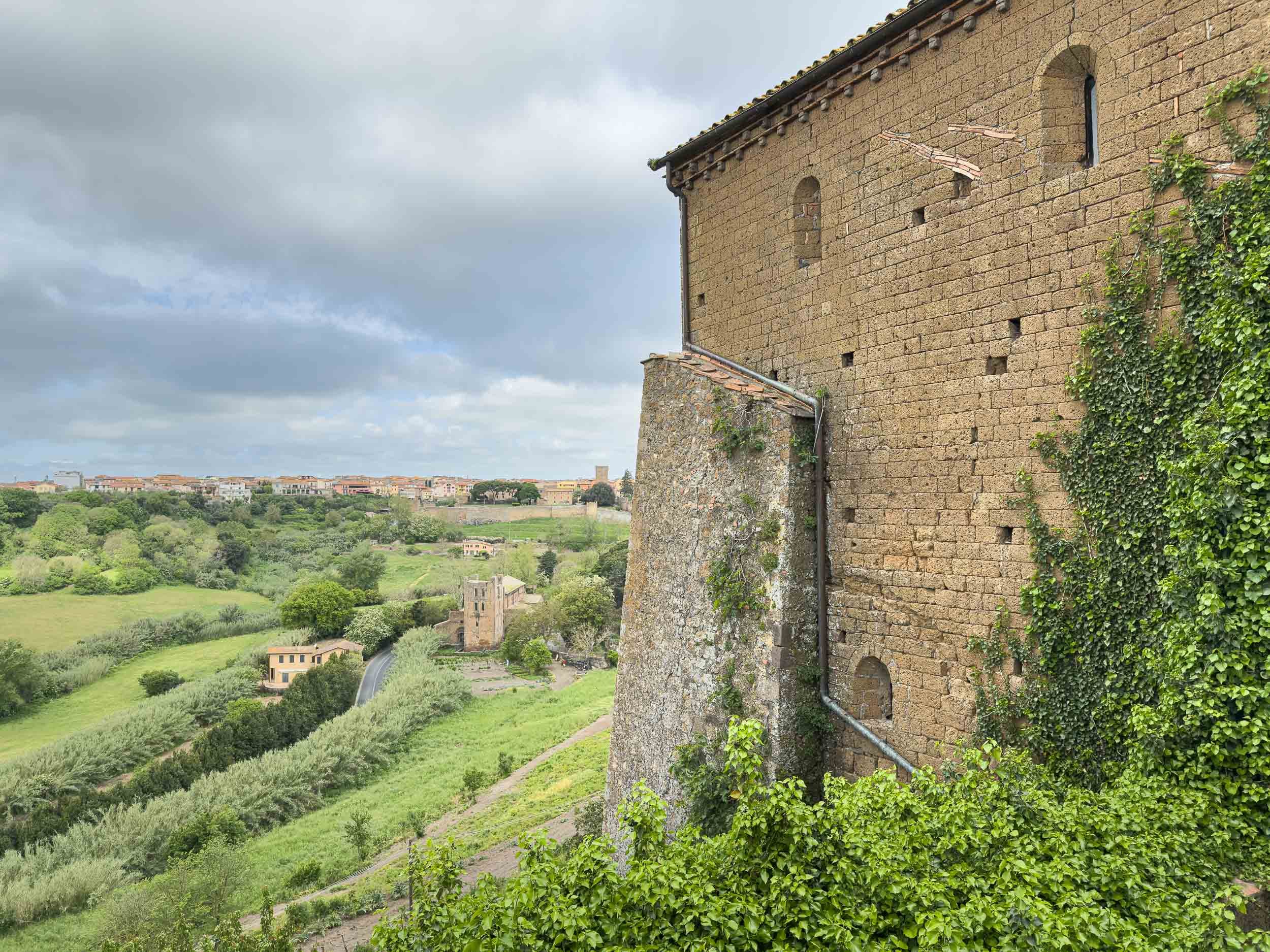 Chiesa di San Pietro a Tuscania-58.jpg