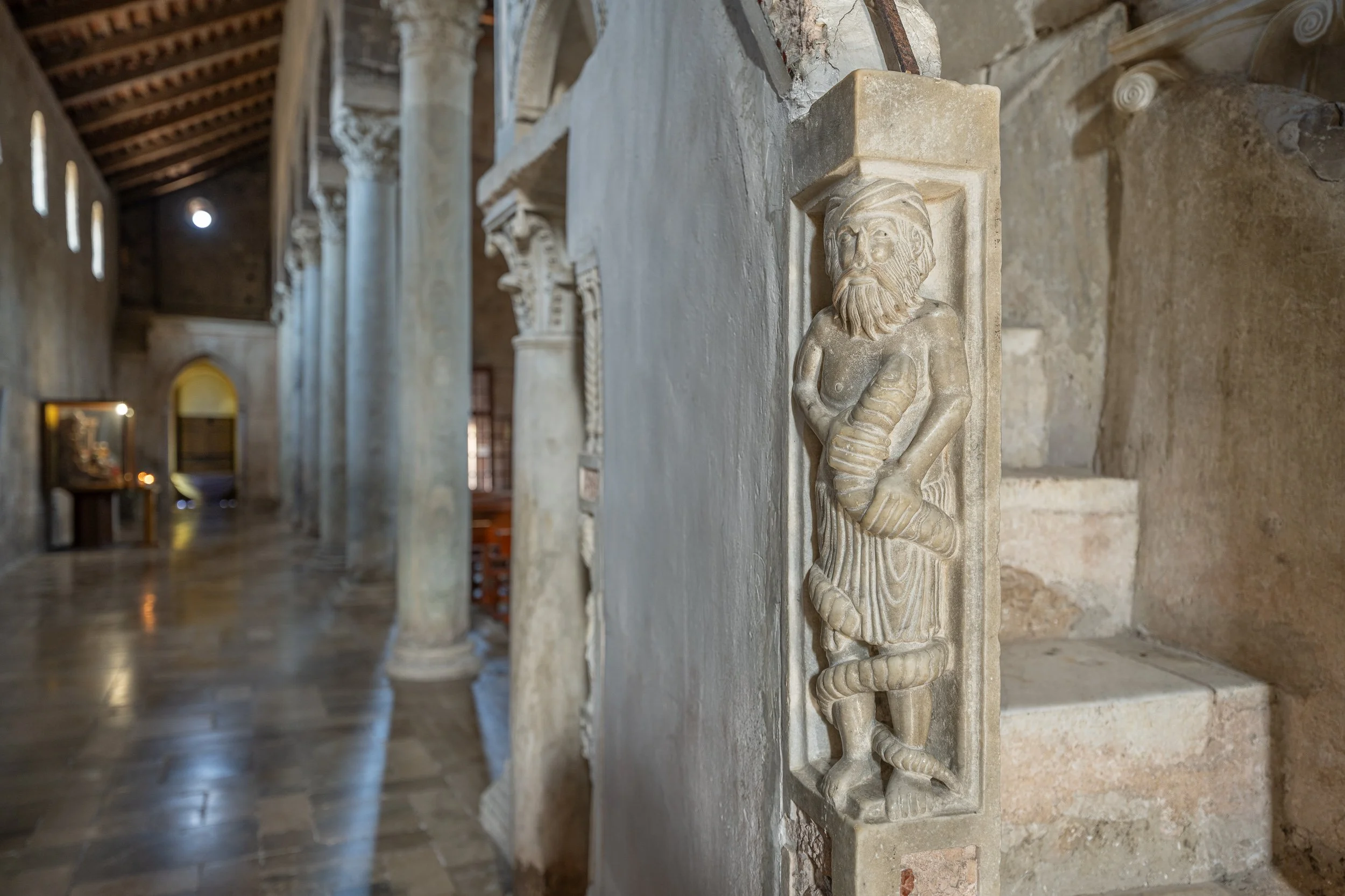 Duomo di Casertavecchia 56