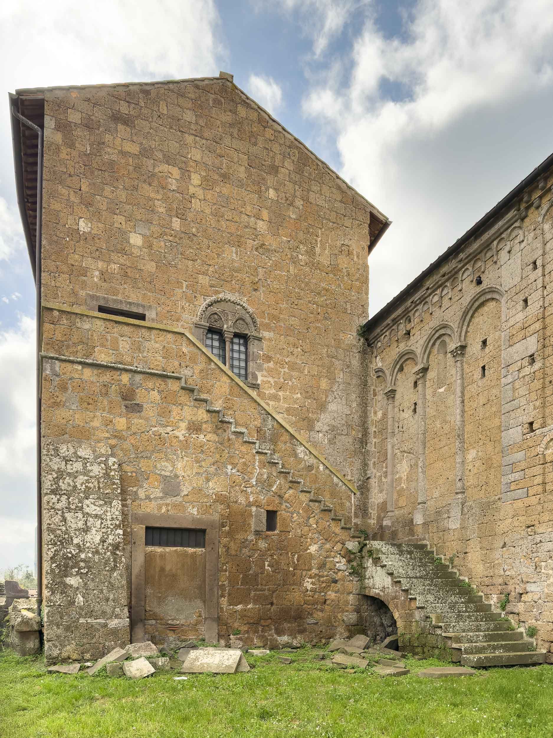 Chiesa di San Pietro a Tuscania 10