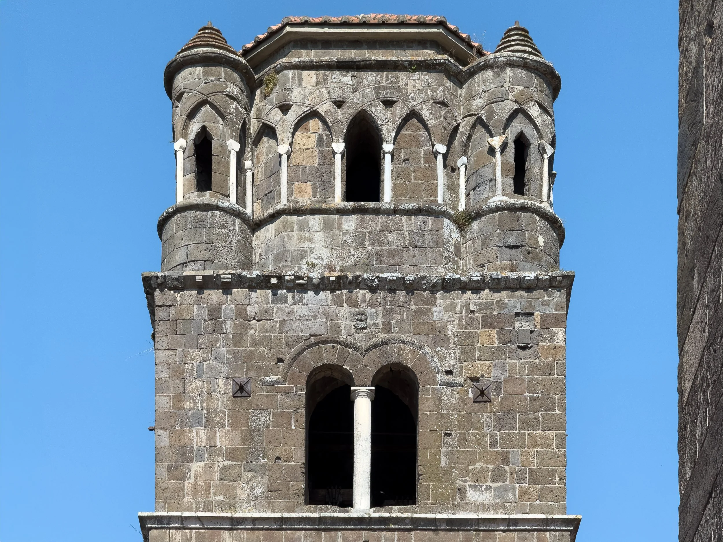 Duomo di Casertavecchia 6