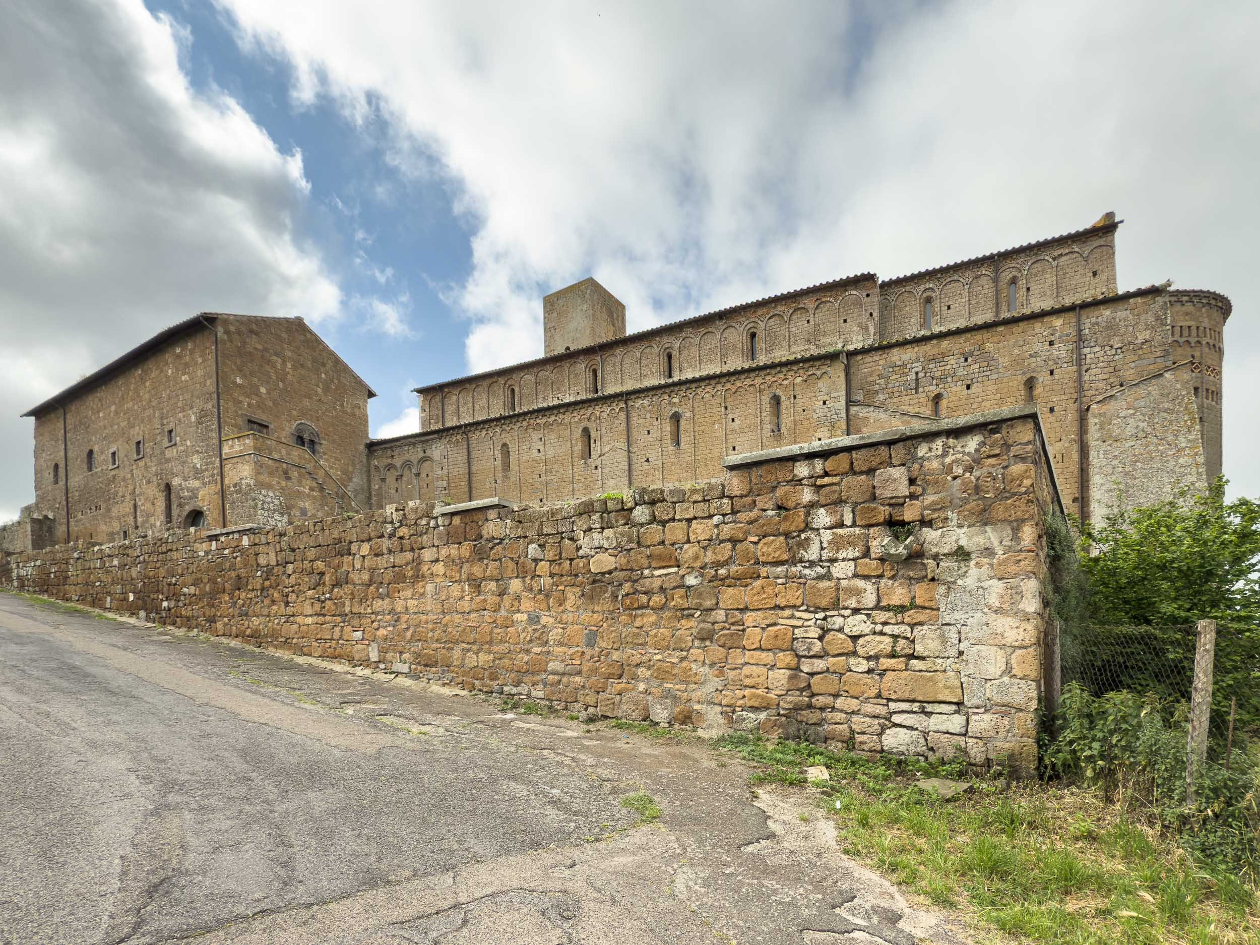 Chiesa di San Pietro a Tuscania 3