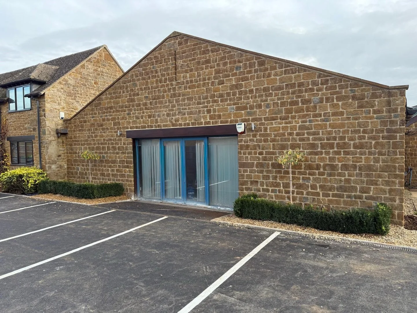 NEW YEAR, NEW BEGINNINGS 
.
Starting with our new Cotswold Home, isn&rsquo;t she beautiful? 😂 and thats just the outside! 2026 is going to be a good year &amp; starting off super strong with our move! We striked lucky with this one! 
.
Thank you to 