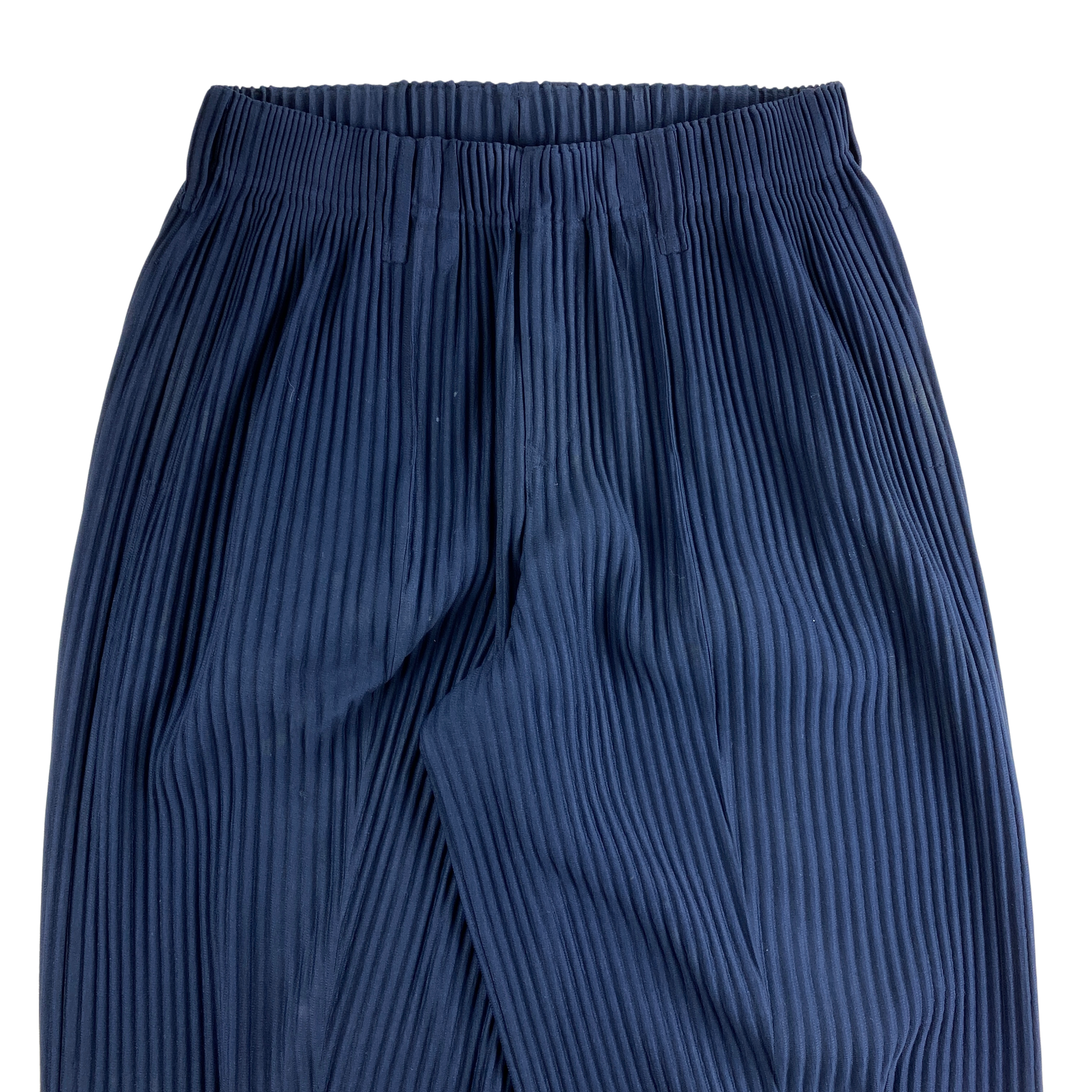 Issey+Miyake+Straight+Legged+Navy+%281%29.png