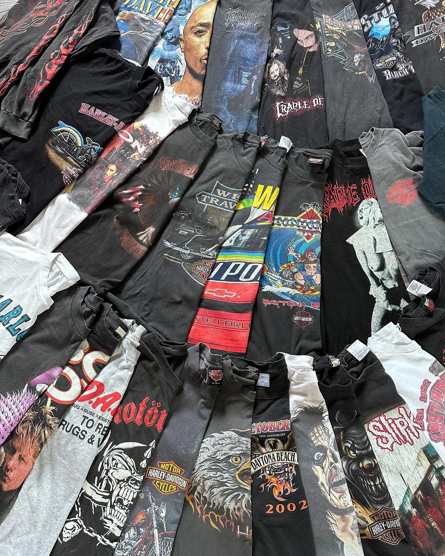 fifty plus vintage garments available now. band tees, sports tees, rap tees, video game tees &amp; of course a couple of double knees as well #markedeu