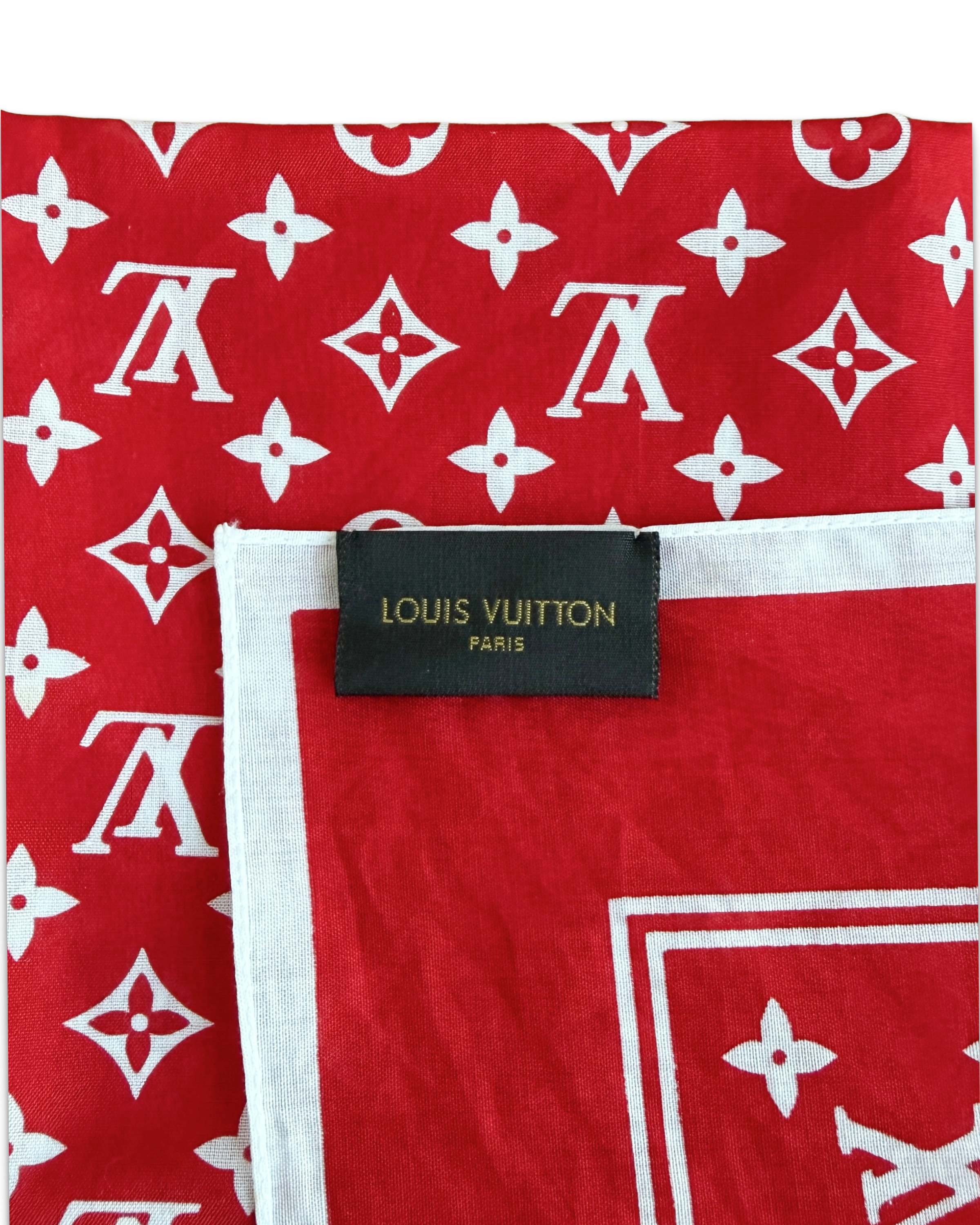 lv supreme scarf detail.png