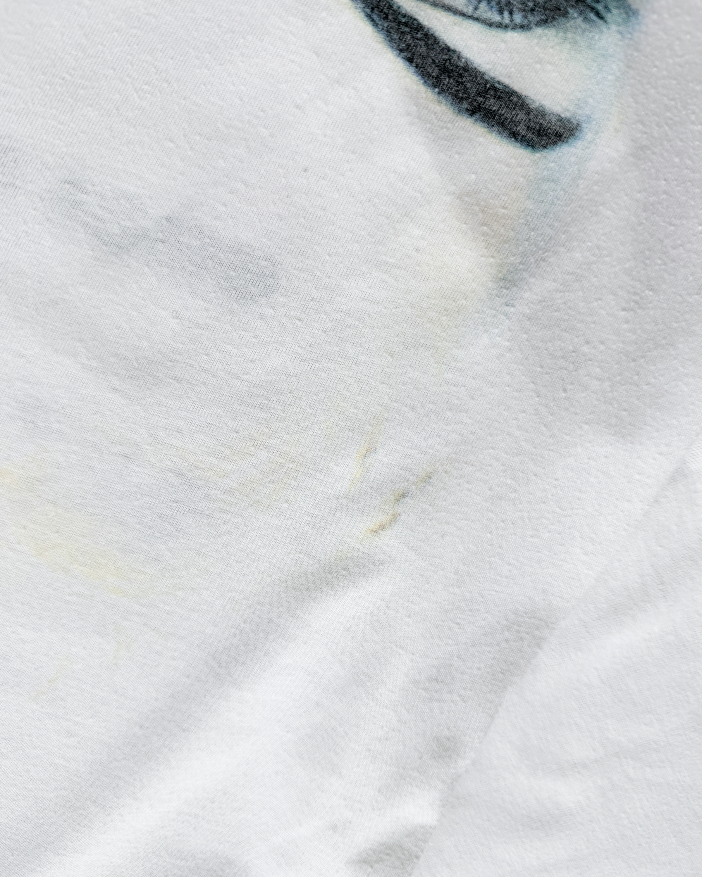 eu close stain.png