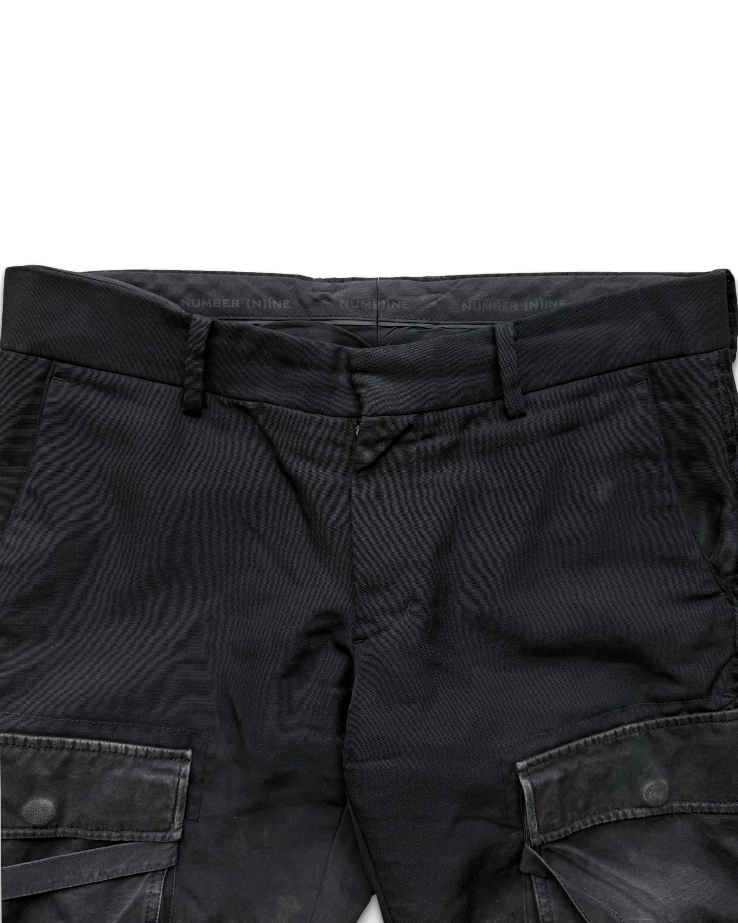 number nine hybrid cargos neck.png