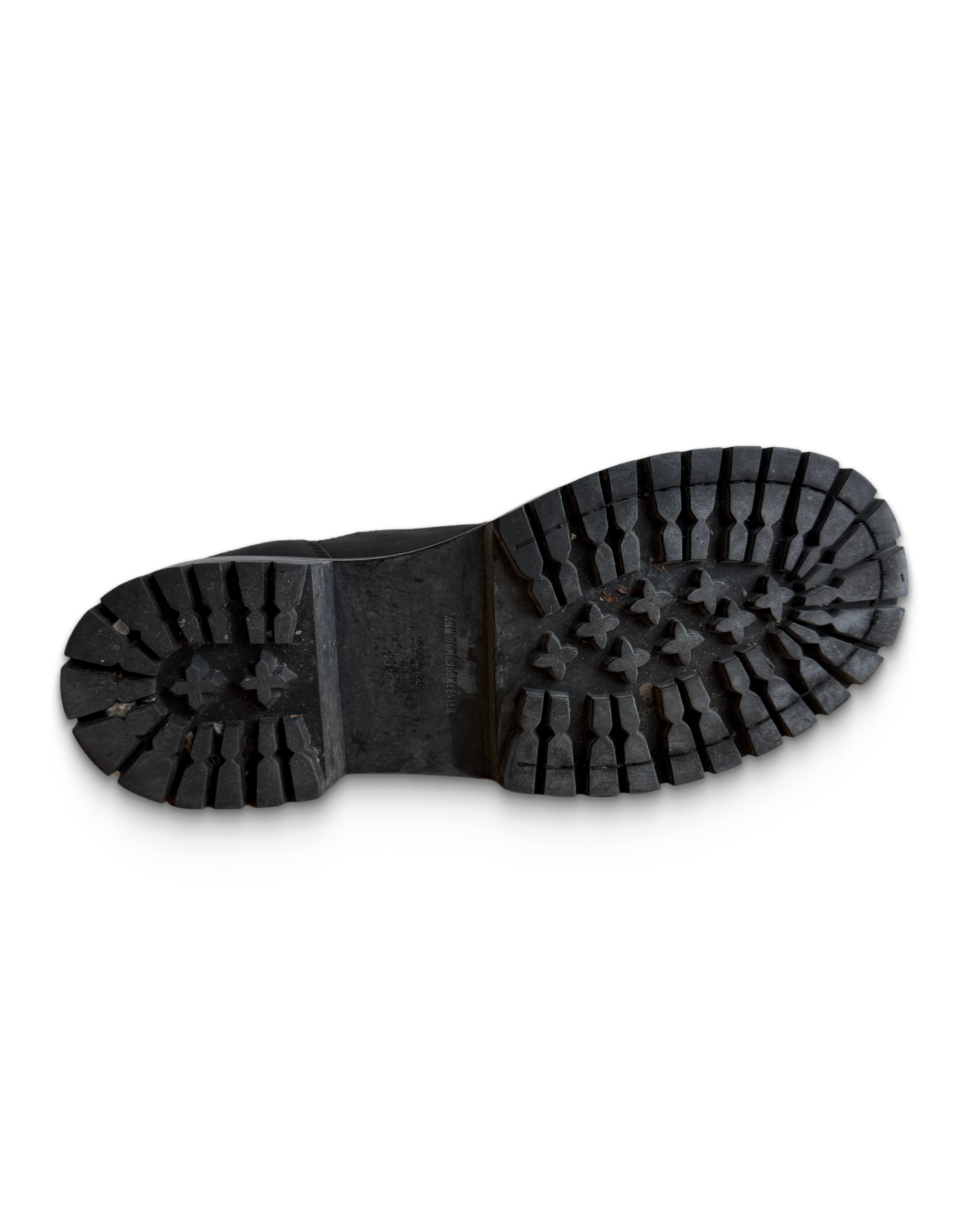 ann d boots bottom.png