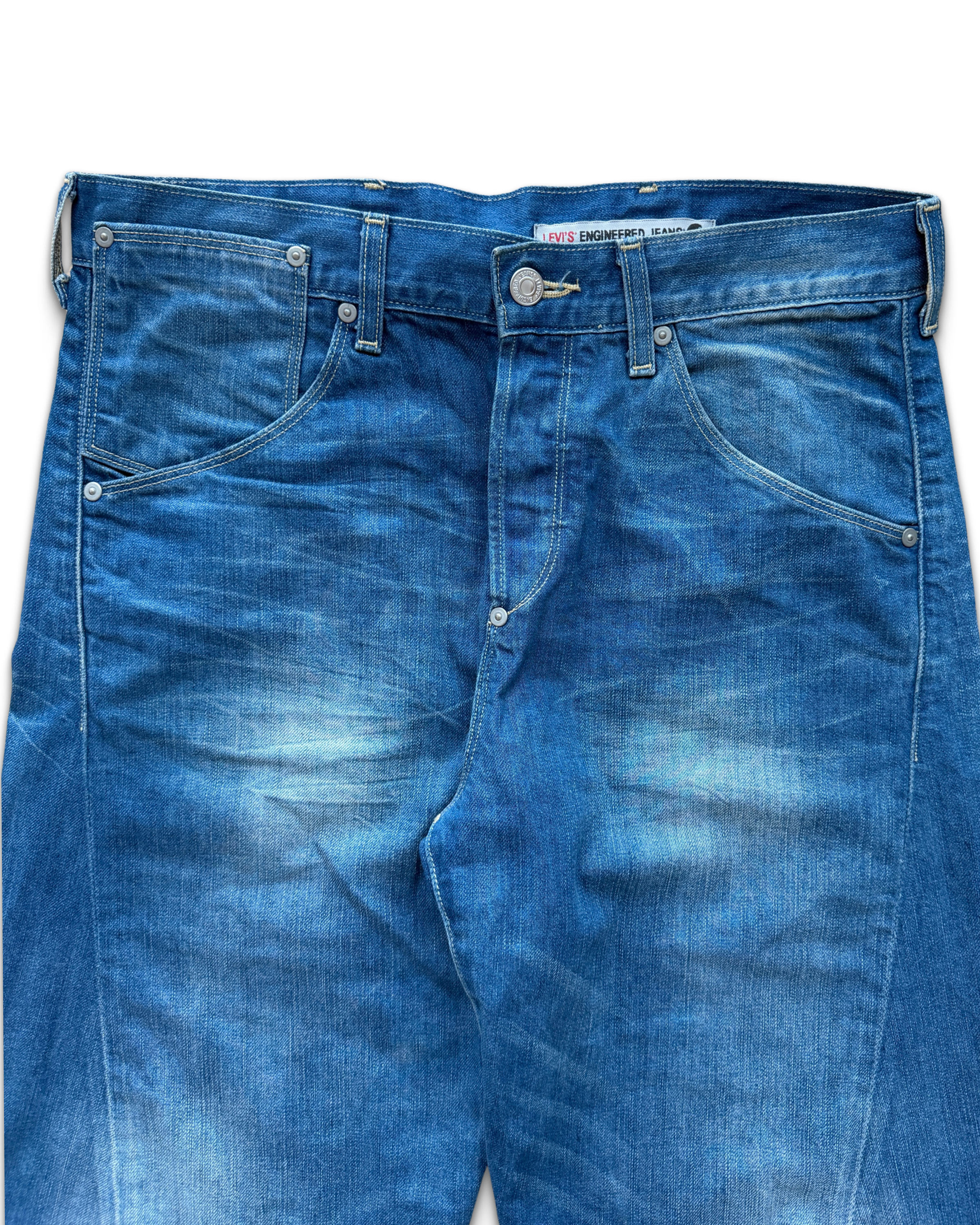 levis engineered detail front.png