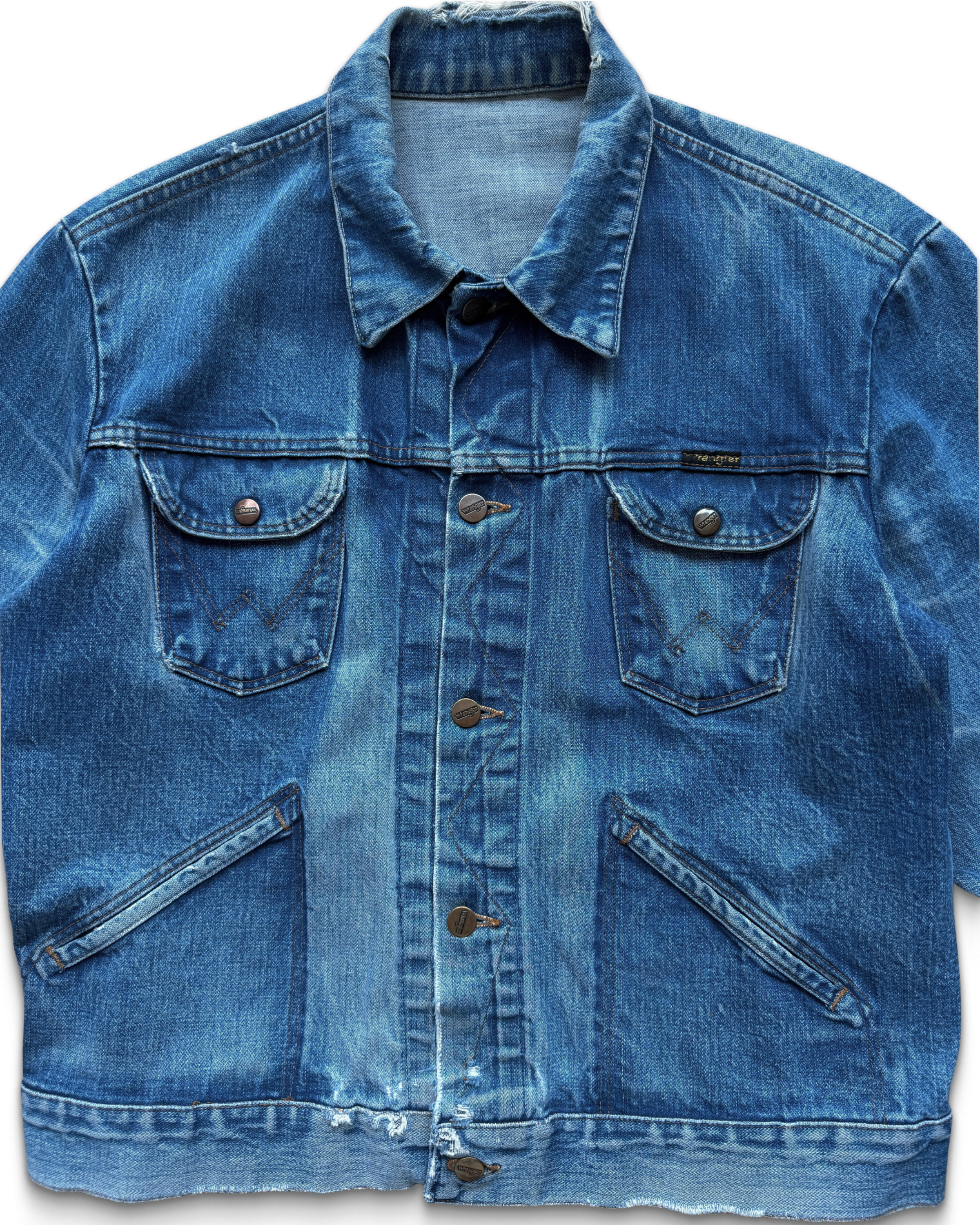 wrangler denim jacket middle.png
