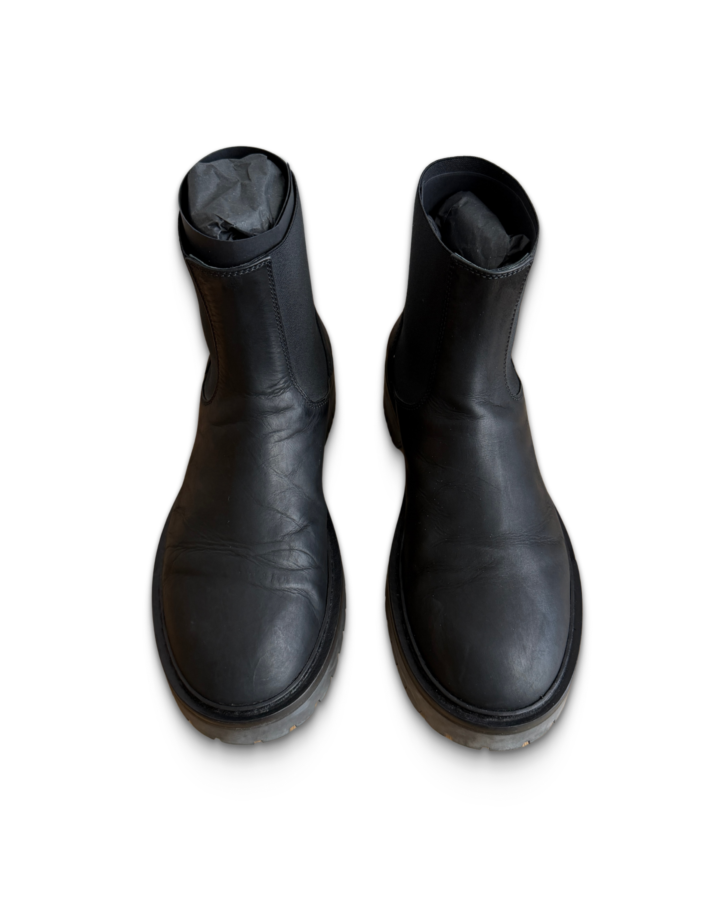 ann d boots top.png