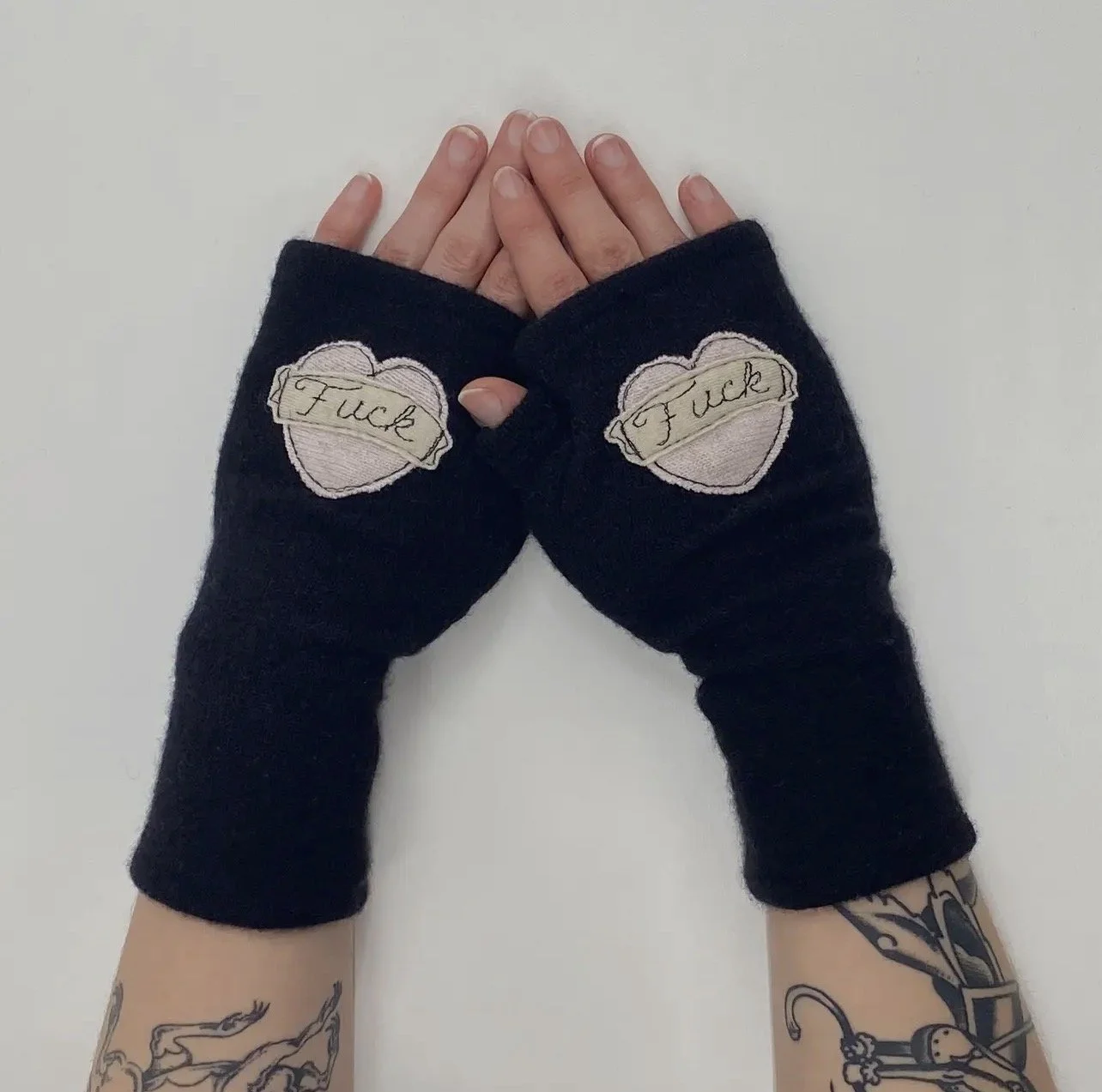 Cashmere fingerless gloves