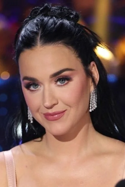 Katy+Perry+Cool+Winter+Example.jpg