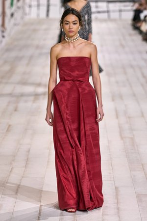 dior red dress 2024 Anya Taylor-Joy Puts a Tomboy Twist on a Romantic Dior Gown