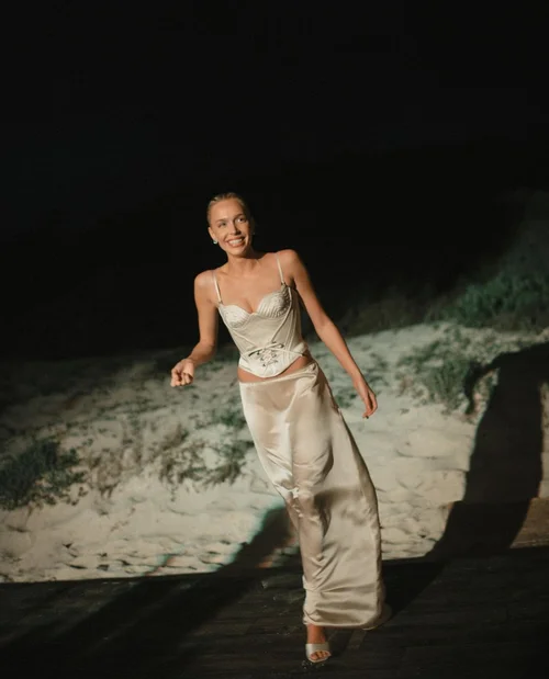 alex cooper rehearsal dinner dress Welcome to night two We didn't want to do a formal rehearsal sit down  dinner, instead we opted for a laid-back backyard hang with s'mores on the  beach type of evening (ft
