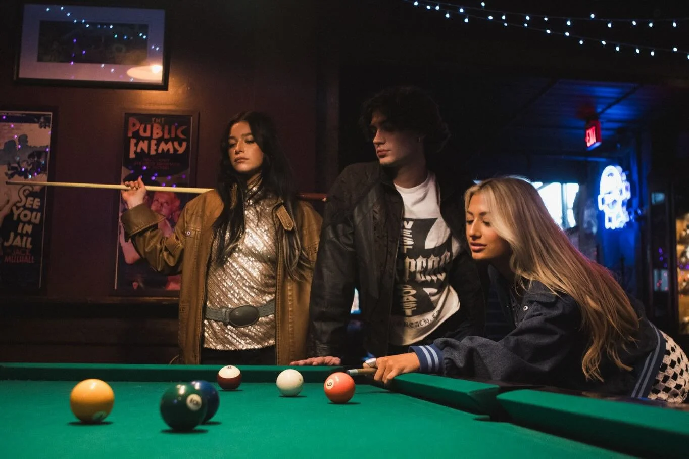 Looking back on our Smalltown, USA print shoot: capturing timeless Americana through denim, leather, and dim-lit nights&hellip; excited for what&rsquo;s to come.

#UMSquareMagazine