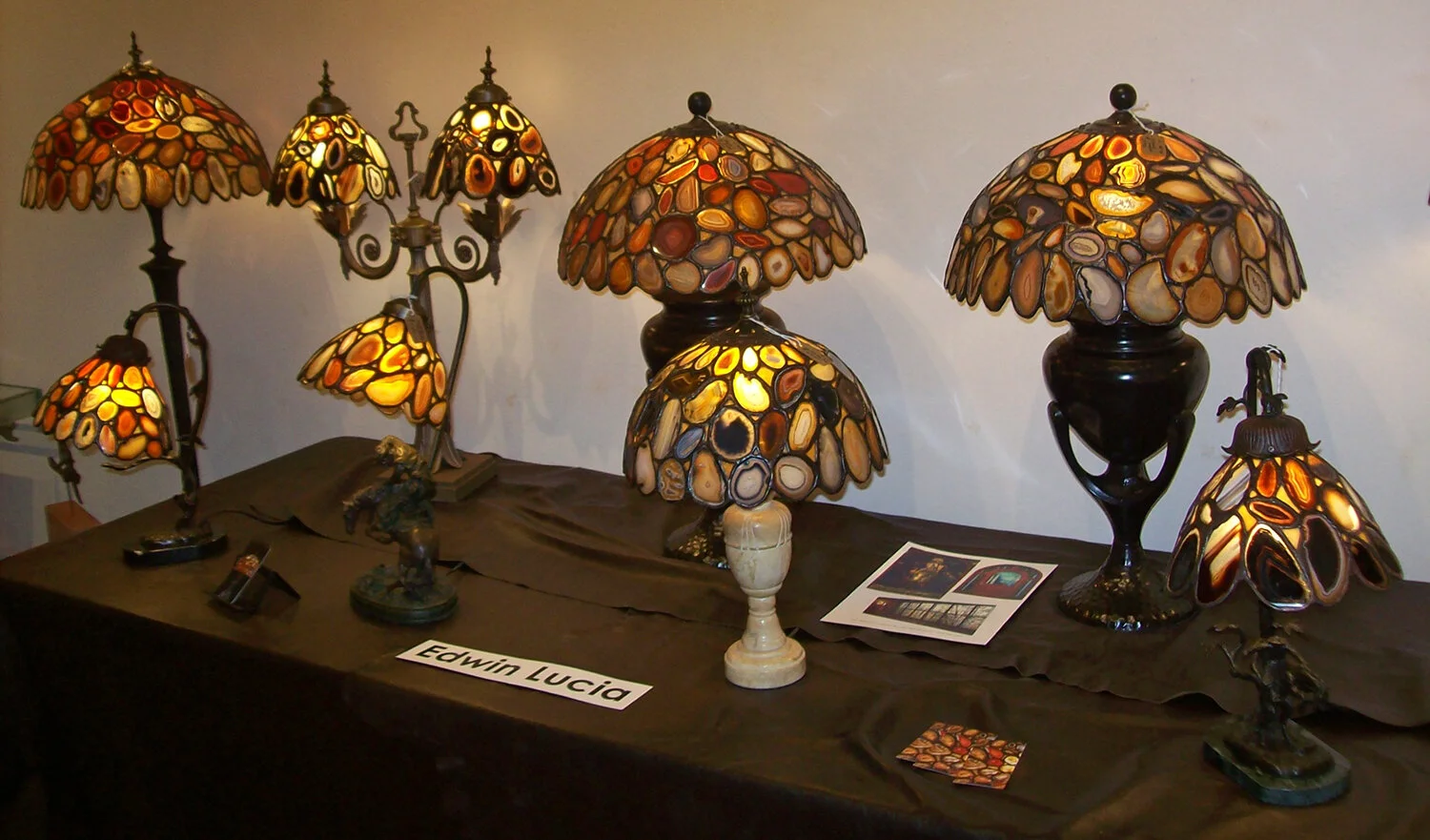 multiple-lamps_show.jpg