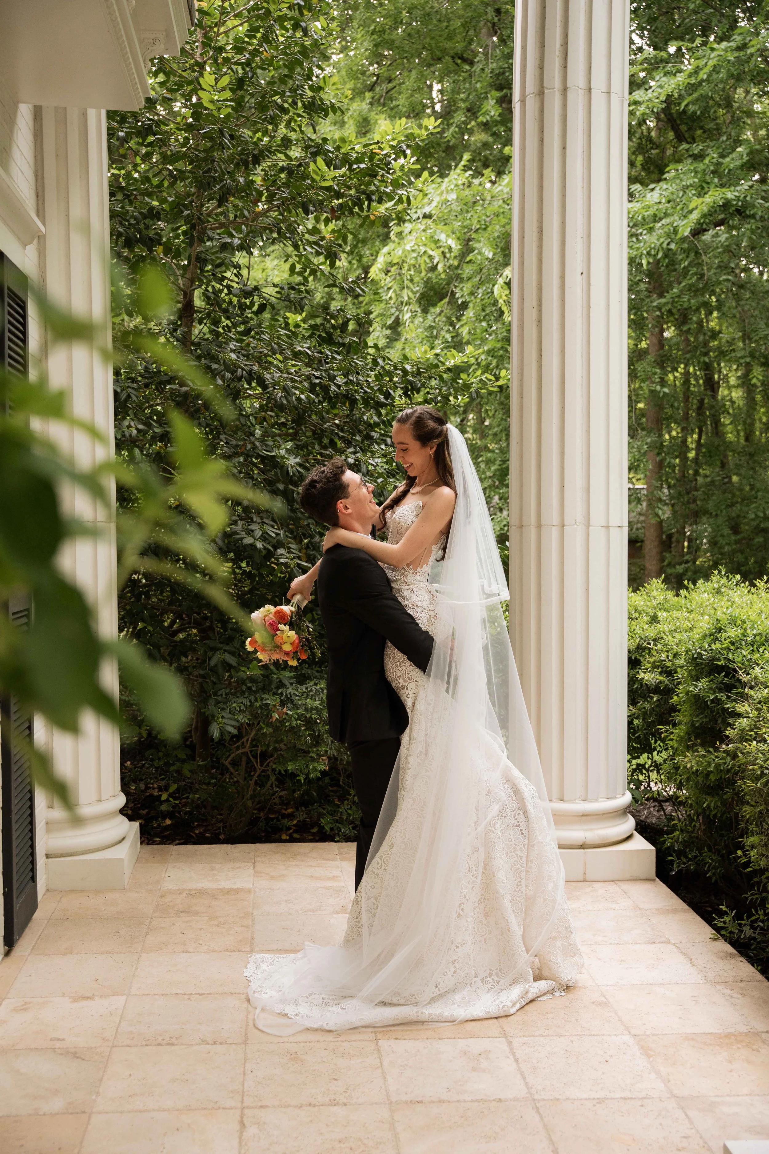 Dallas, Texas Backyard Wedding Day Photography