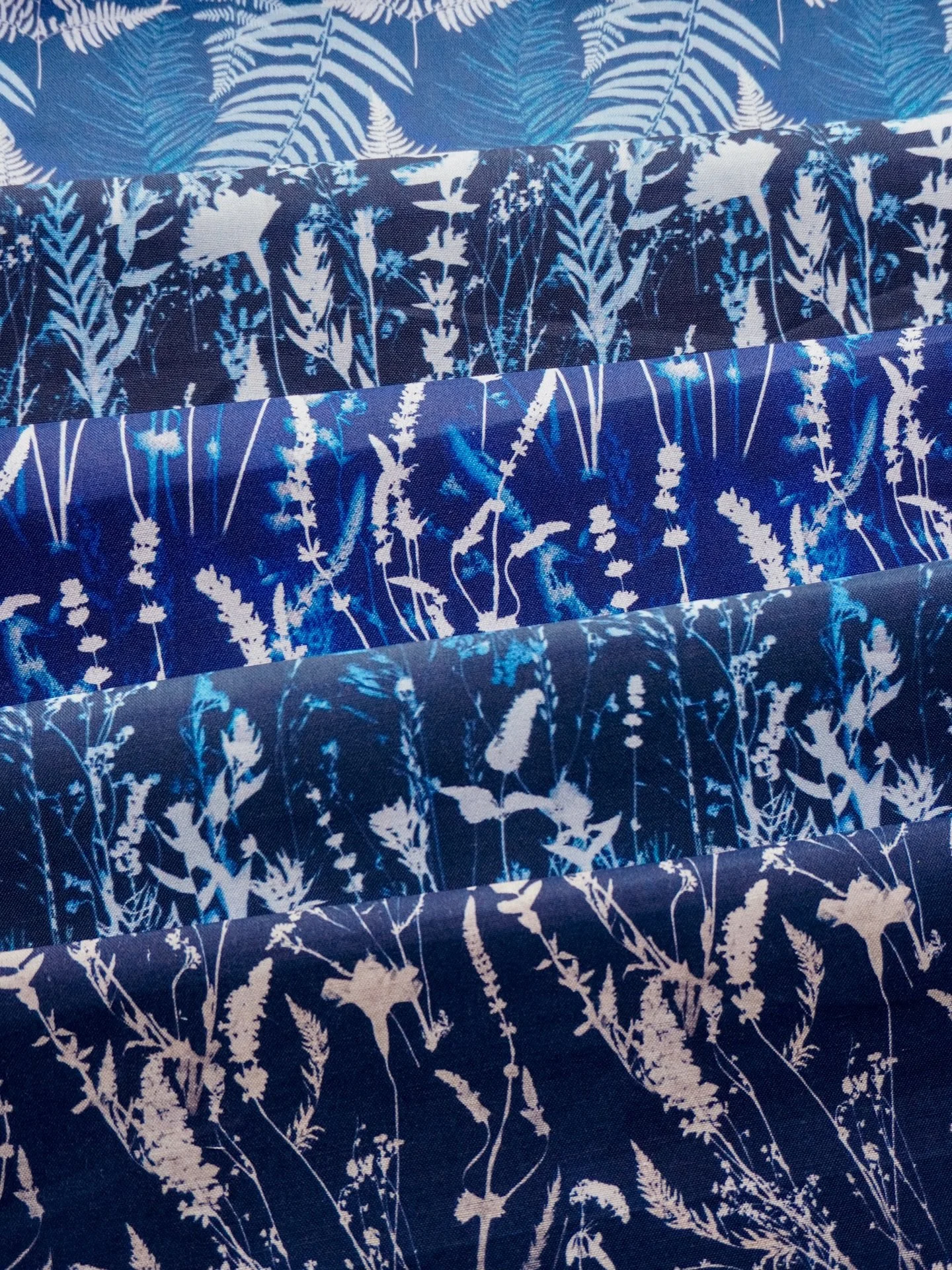 Fabric restock is coming 🌿

3 new patterns + 2 of your favorites, all back in stock and available by the yard this sunday (4/29) at 11am mountain time. 

These prints started as original cyanotypes - flowers, stems, and little moments from the field