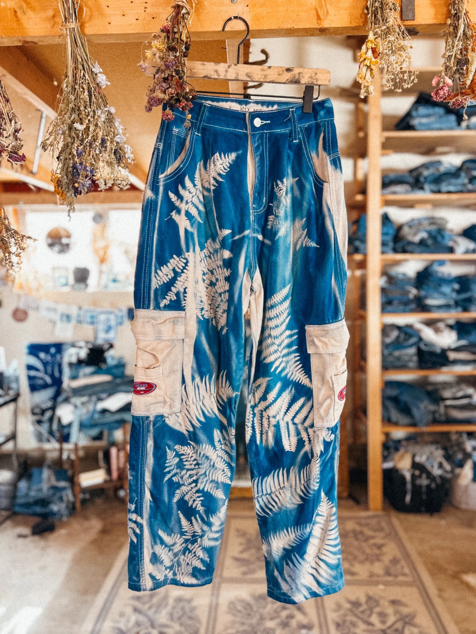 Wake Cargo Jeans | 26"