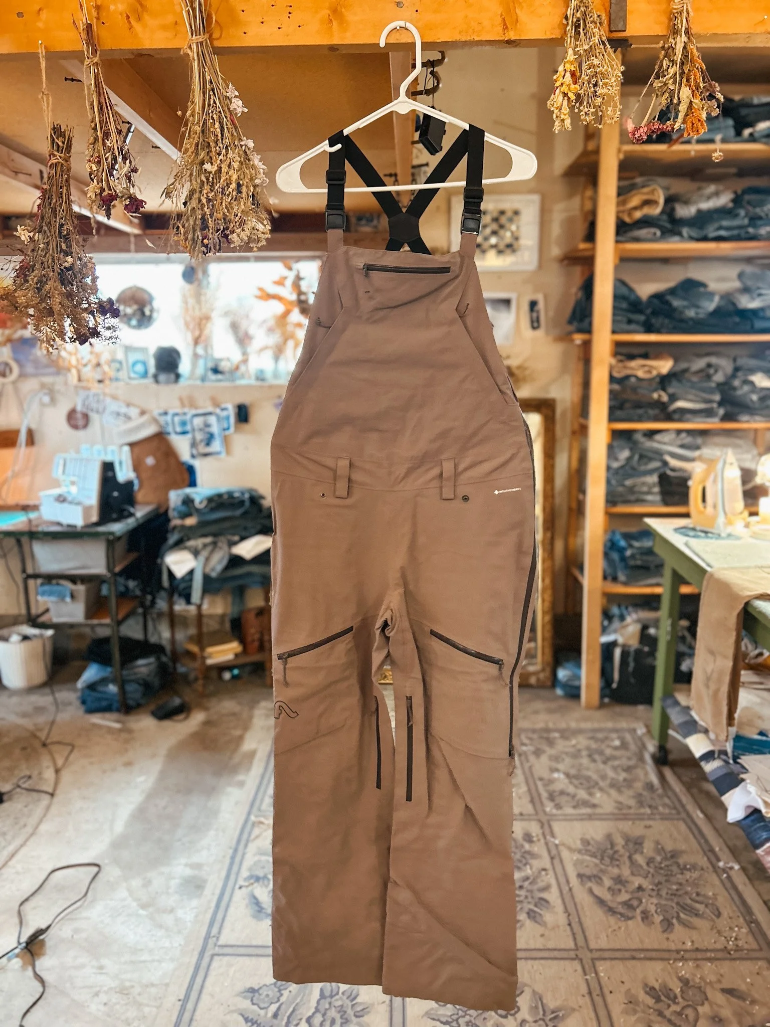 Fly Low Foxy Bibs | Medium