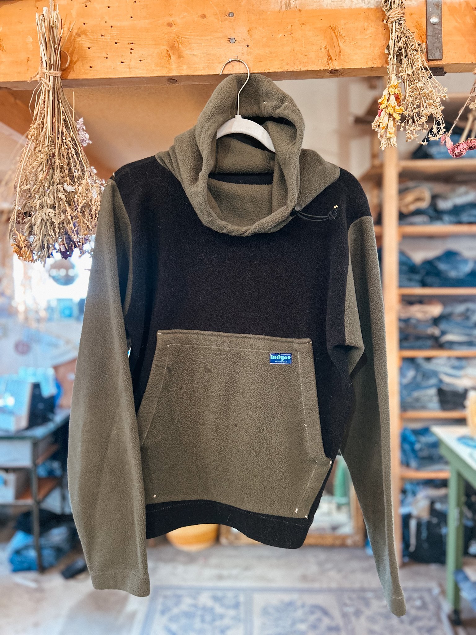 Indyoo Cowel Neck Hoodie | Medium