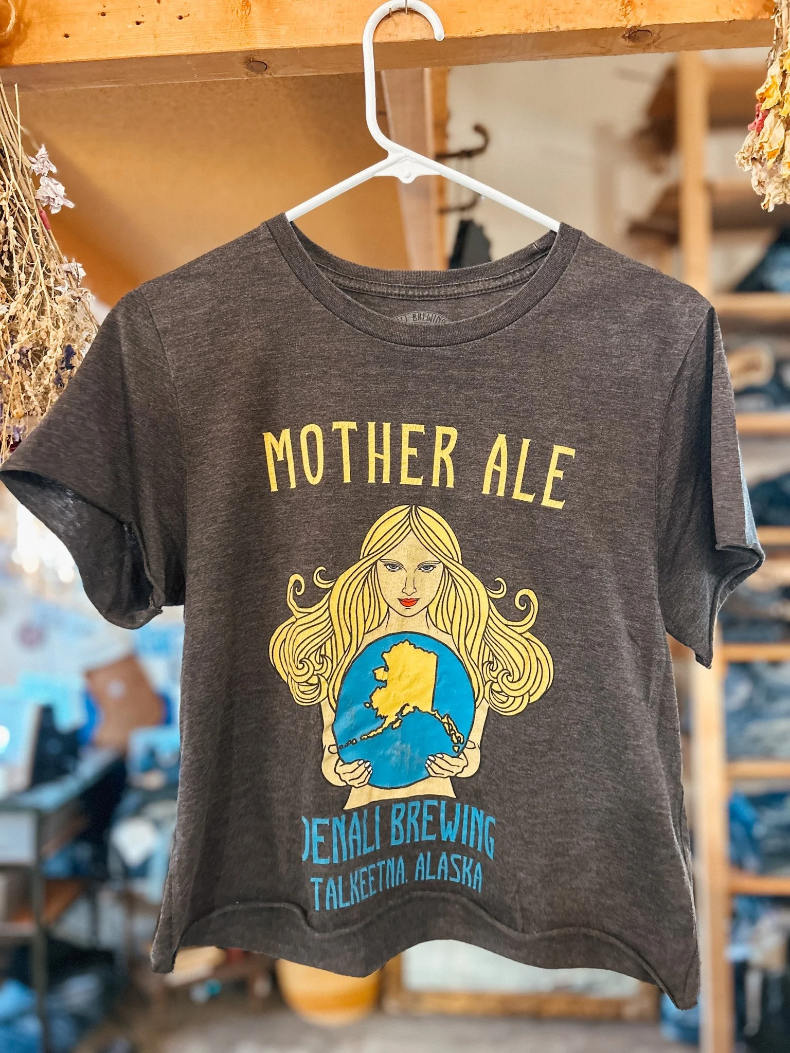 Denali Brewing Co Cropped Tee | Small