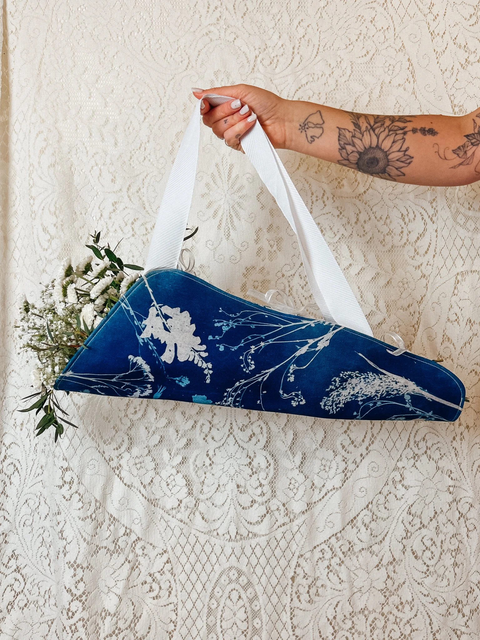 Bouquet Sling (PREVIEW)