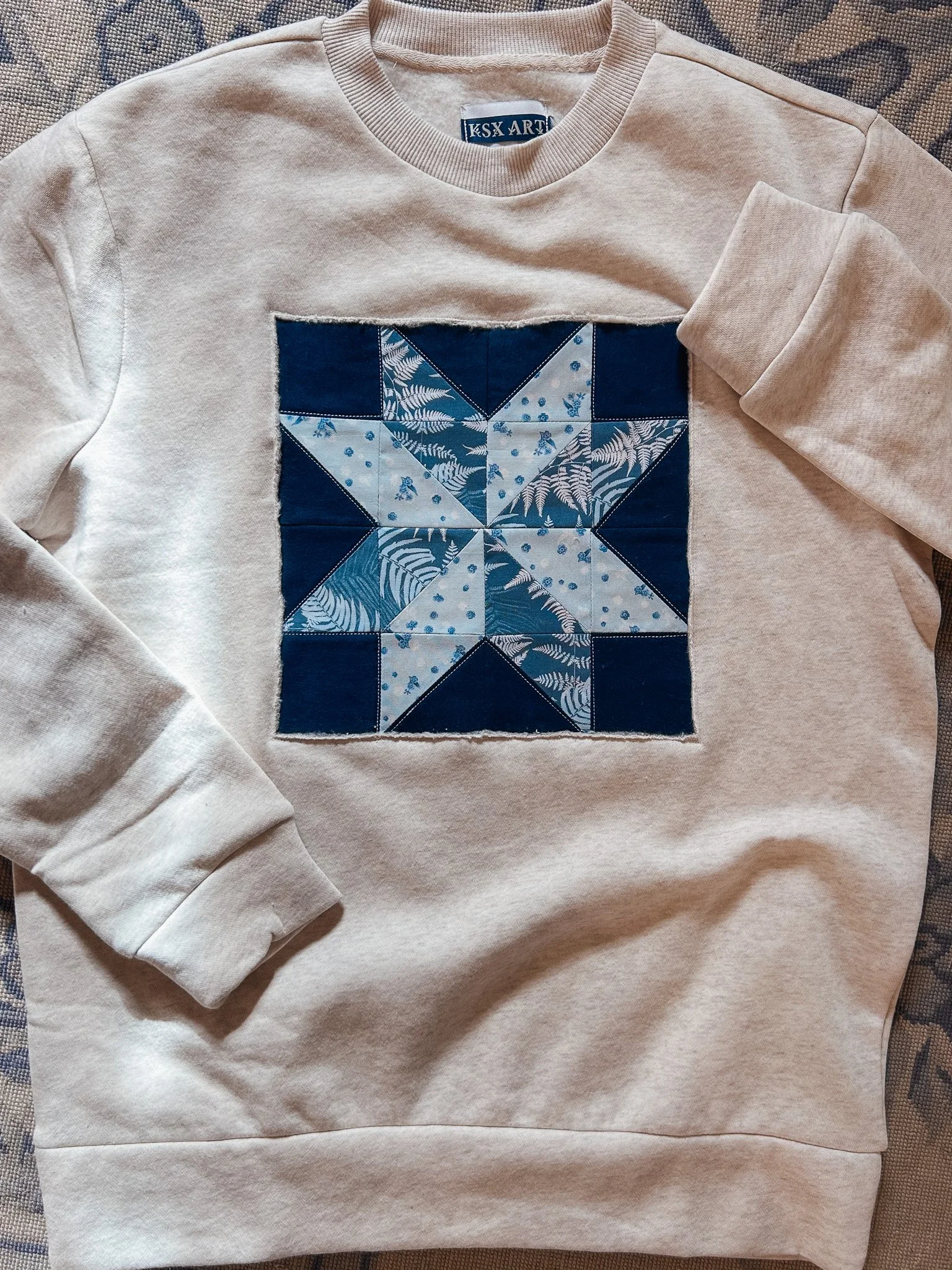 Quilt Crew Neck | Medium