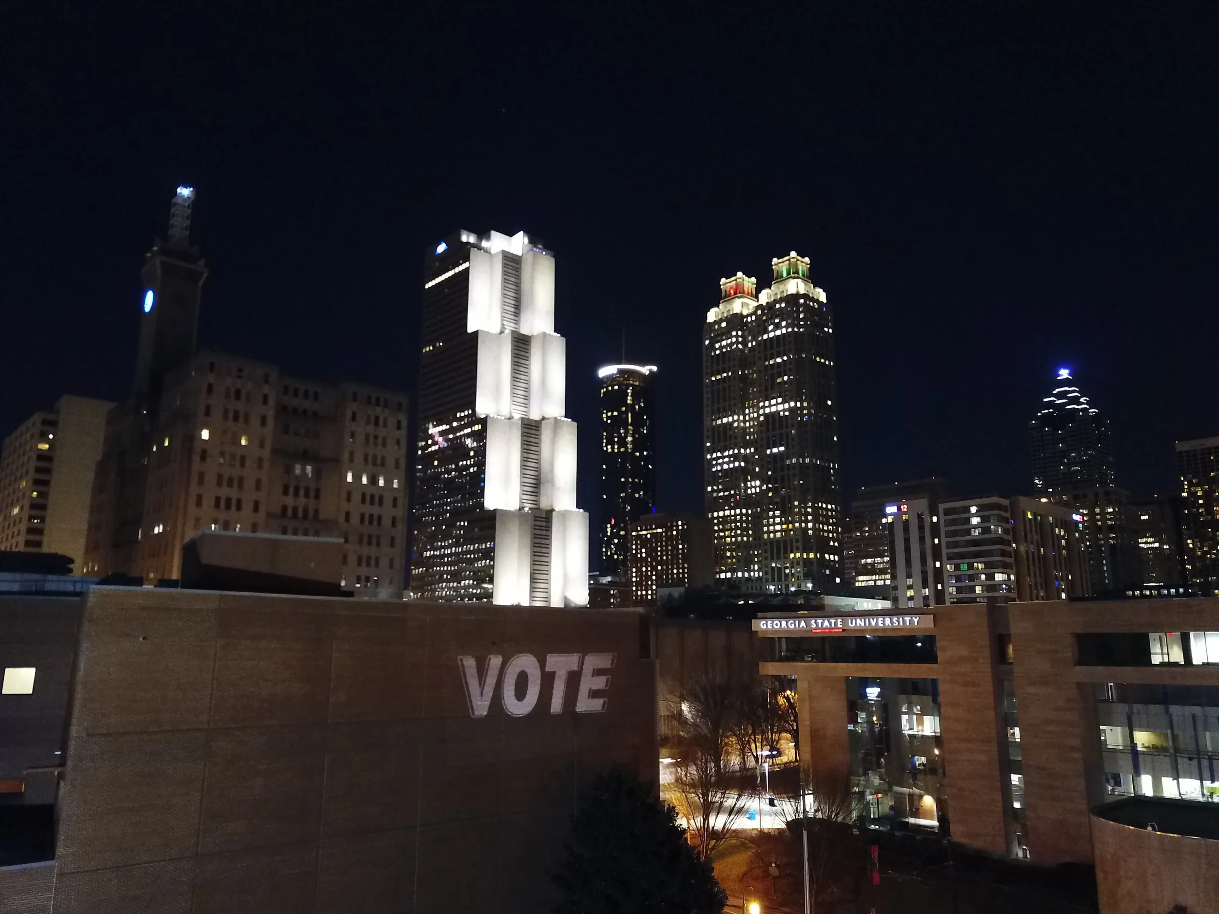  Projection by Kris Pilcher (IG: @krispatl); Drone photography by Benjamin Gravitt (IG: @uther37); Technical support from @protectawesome | Commissioned by Culture Surge 