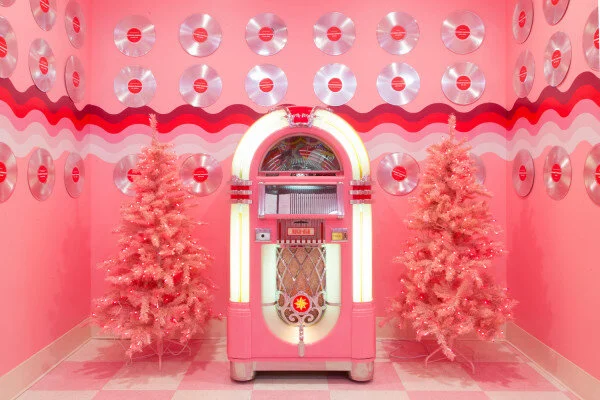 03_Museum-of-Icecream_PINKMAS.jpeg