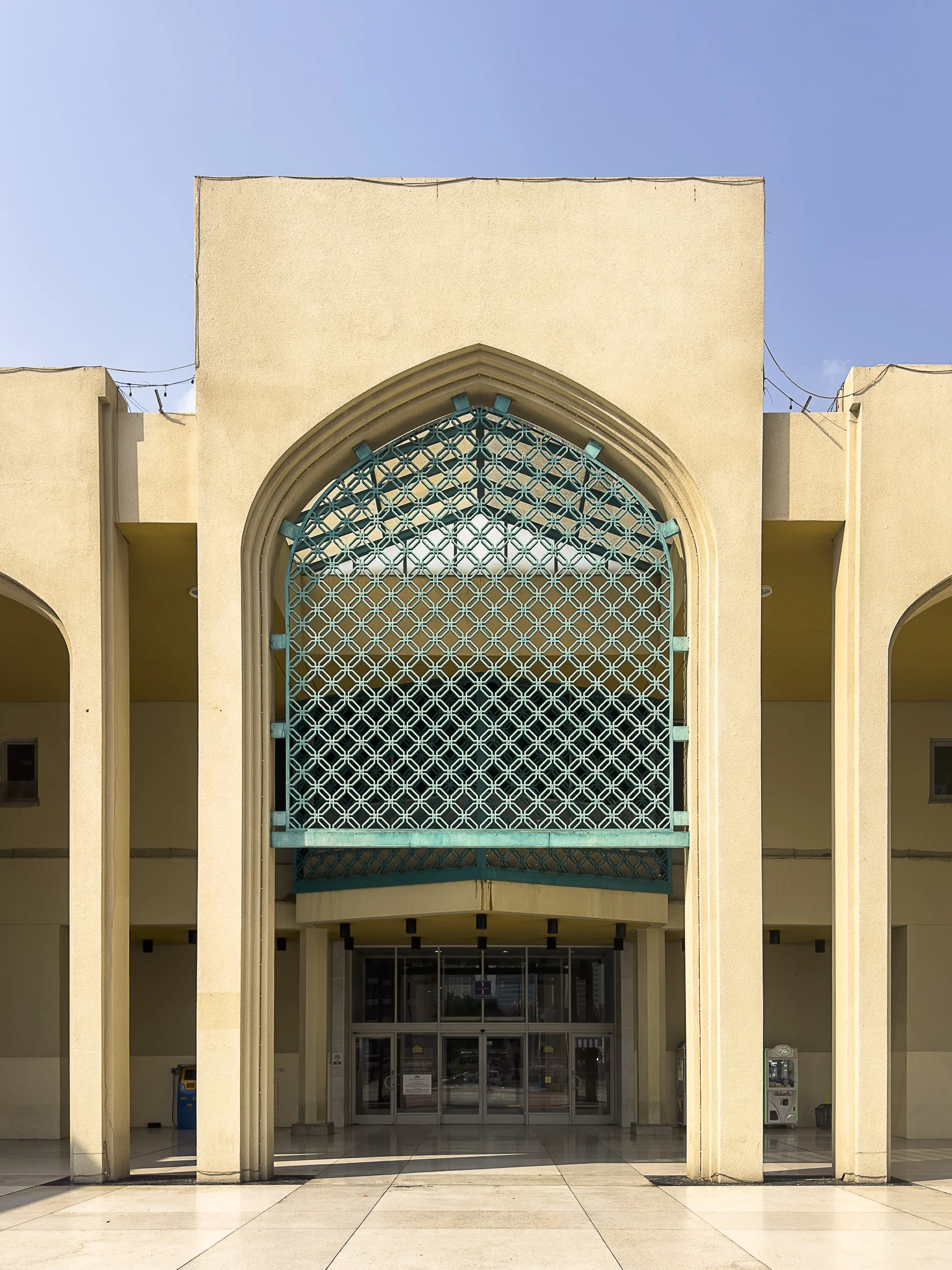 0094 - Madinat Zayed Shopping Centre - 34.jpg