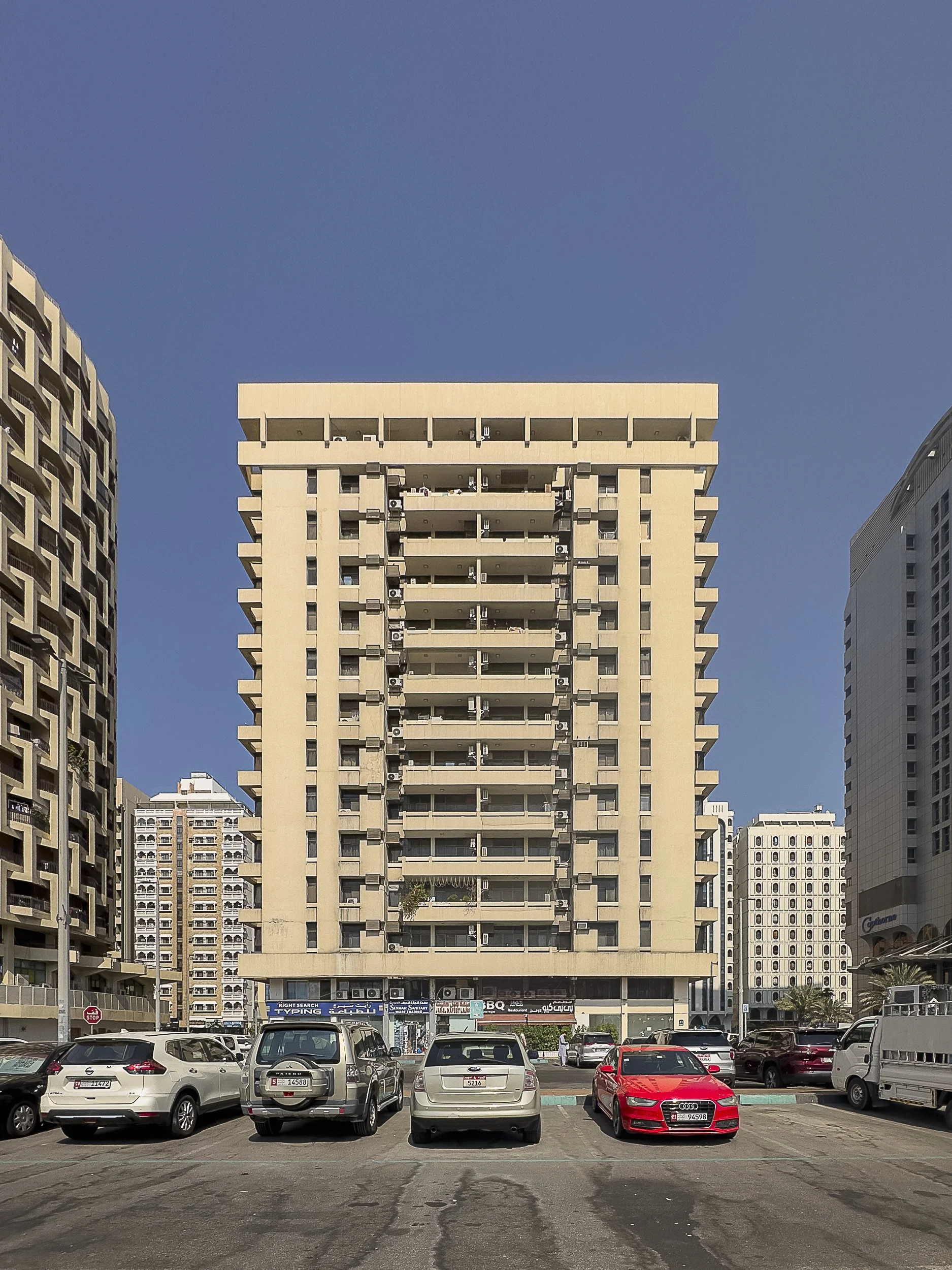 0098 - 924 Zayed The First Street-2.jpg