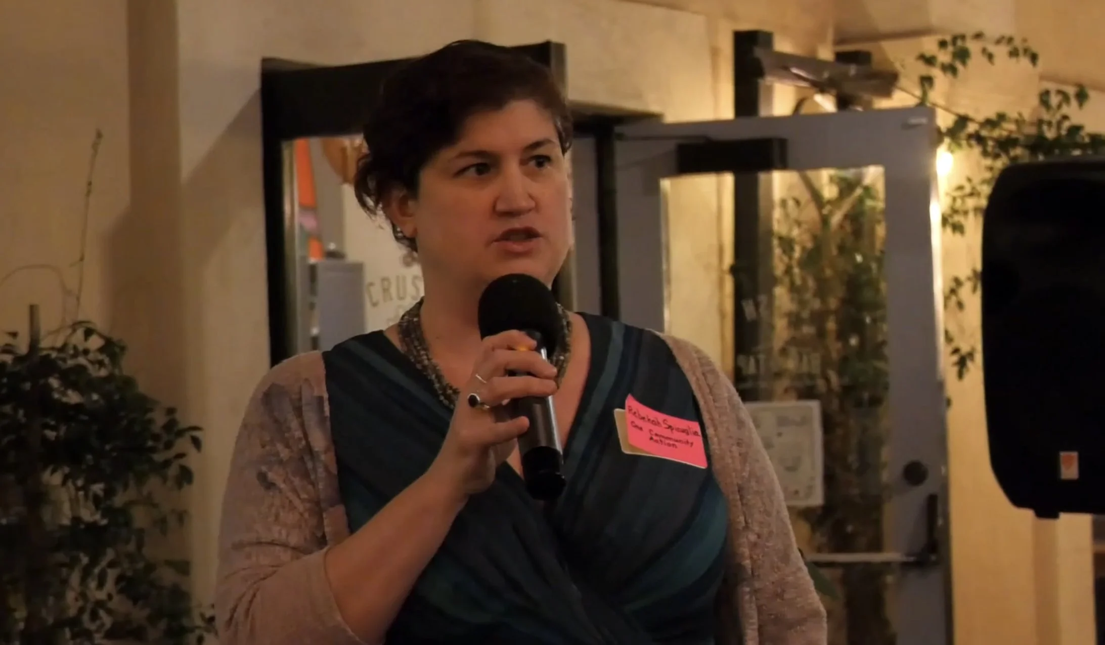 Una Acción de la Comunidad (One Community Action)