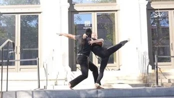 Bailando En Voz Alta - Pelea de Amigos