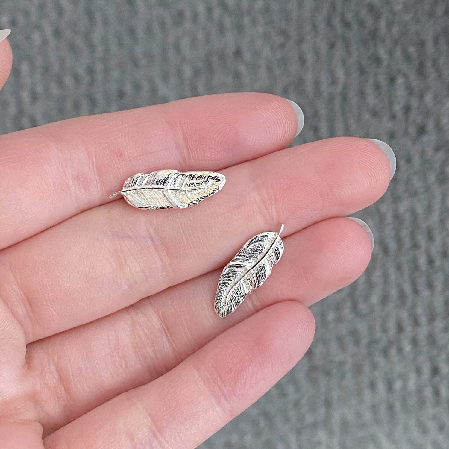 featherstuds-hand.jpg