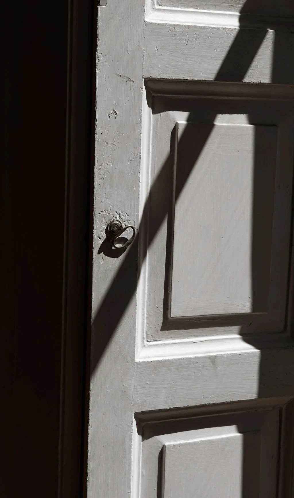 How to Let Go of Someone You Love (For Anxious Attachers)