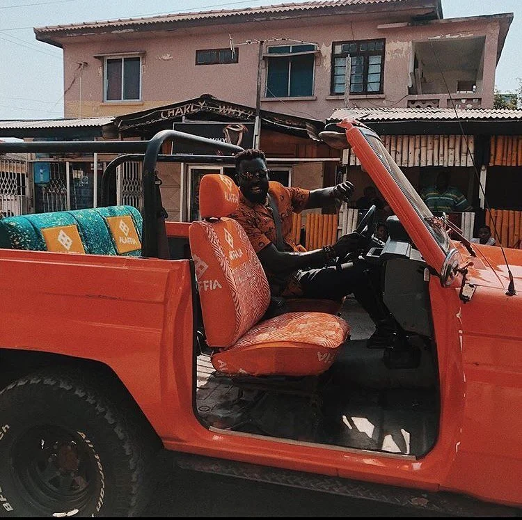 Vibes for the new week. Happy Monday!

 #misooncome2020 #bakanaldeafrique #bda2020 #urbanlifestyle #transportationsystem #ghana🇬🇭 #ghana #ghanatrends