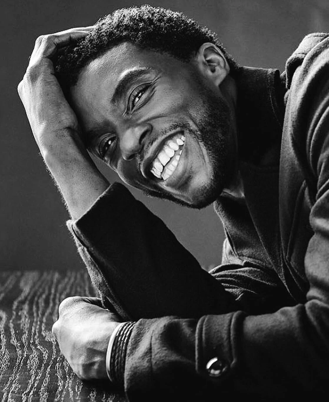 we can never thank you enough. rest in power king t&rsquo;challa. #wakandaforever  #chadwickboseman #misooncome2020