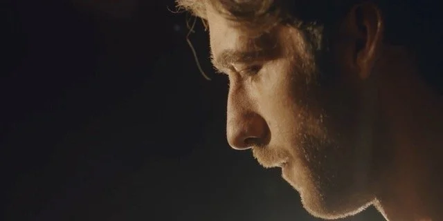 longversion_16_9_a_withsubs_logooutro_00032207 - Moyenne.jpeg