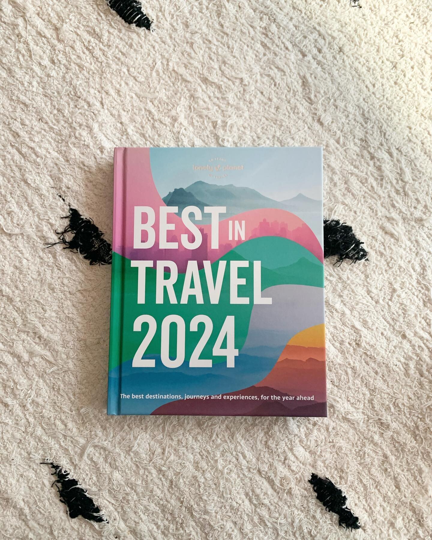 What a treat to finally see the just-published @lonelyplanet Best in Travel 2024, packed with 50 thrilling places to explore next year - sleeper trains across Europe, easier-to-reach India, galleries and gastronomy in Montr&eacute;al, and a whole lot