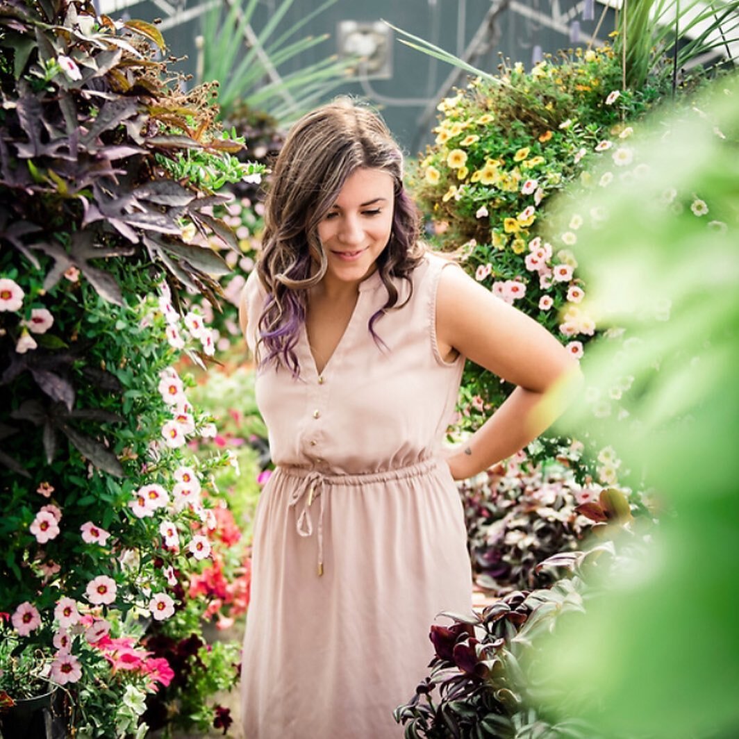 Spaces available for our Sept 13th Limited Edition Garden Sessions at the beautiful @millikengardencenter - DM for details or to book your 30 min shoot! Can’t wait! Model @kate.m.22 Hair @amy_rancourt