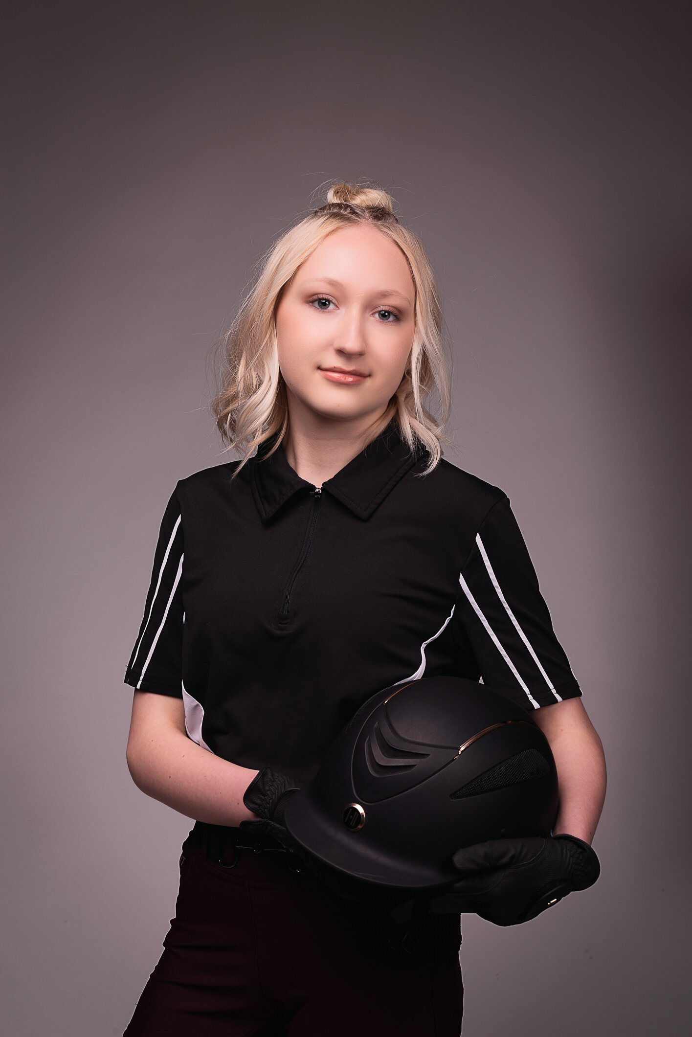 I was lucky enough to also have Kjerstiens daughter Ray in the studio as well

Models: Ray , @kjerstinevictoria
Hair: @kaitlynshairlife
*
*
*

#model #midwestmodel #madisonphotographer #madisonwiphotographer #wisconsinphotographer #portrait #modelsho