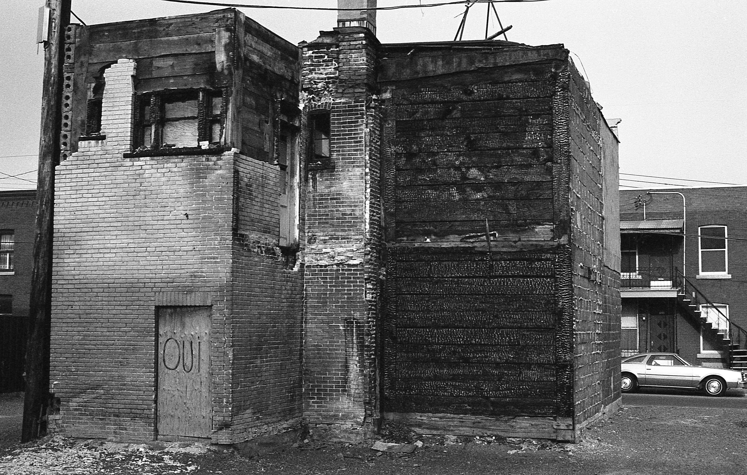 Burned house / Maison brûlée (1980)